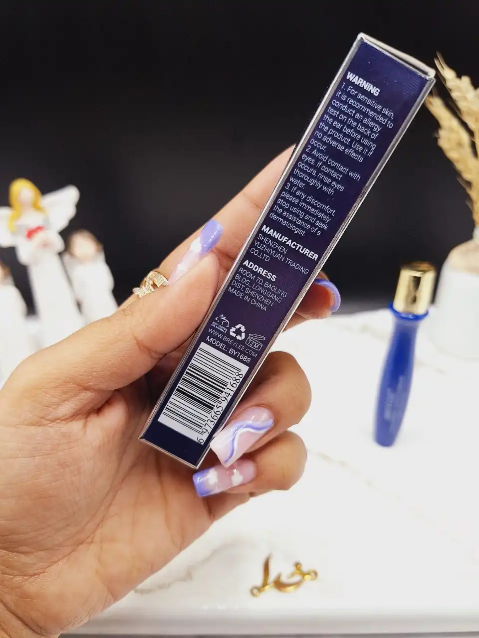 سرم دور چشم غلطکی ضد چروک و هیالورونیک اسید بریلی BREYLEE کد BY1688