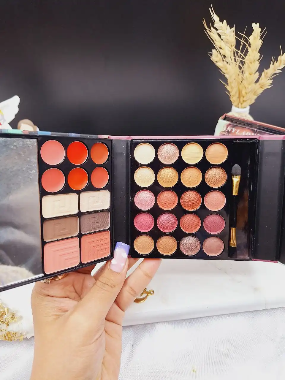 پالت سایه پلنگی 32 رنگ بزند آنالیدی ANYLADY کد 8658FD