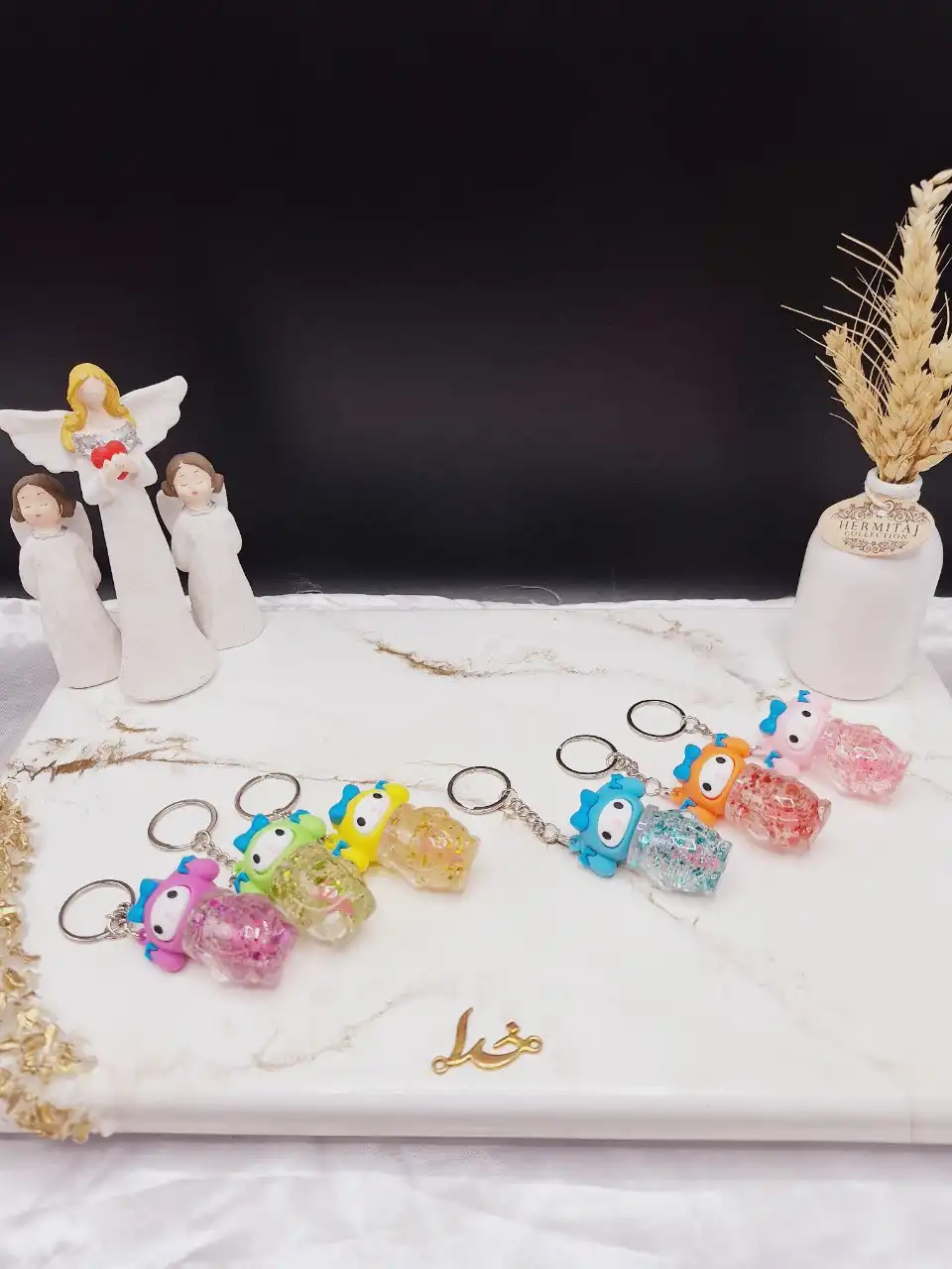 لیپ گلاس طرح فانتزی آویز دار مجیک MAGIC کد LC 1261