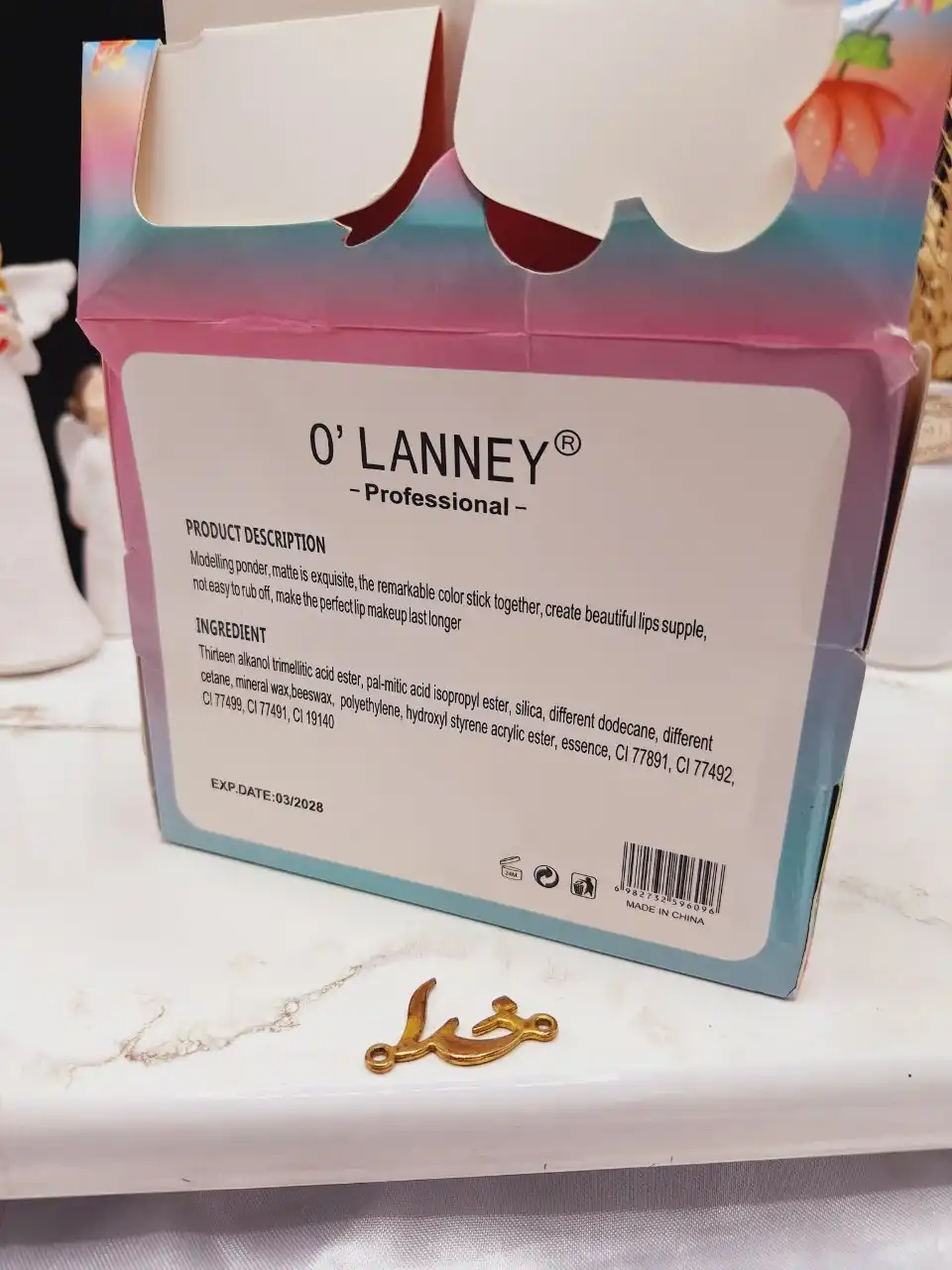 لیپ گلاس طرح کاکتوس O LANNEY کد LC 609