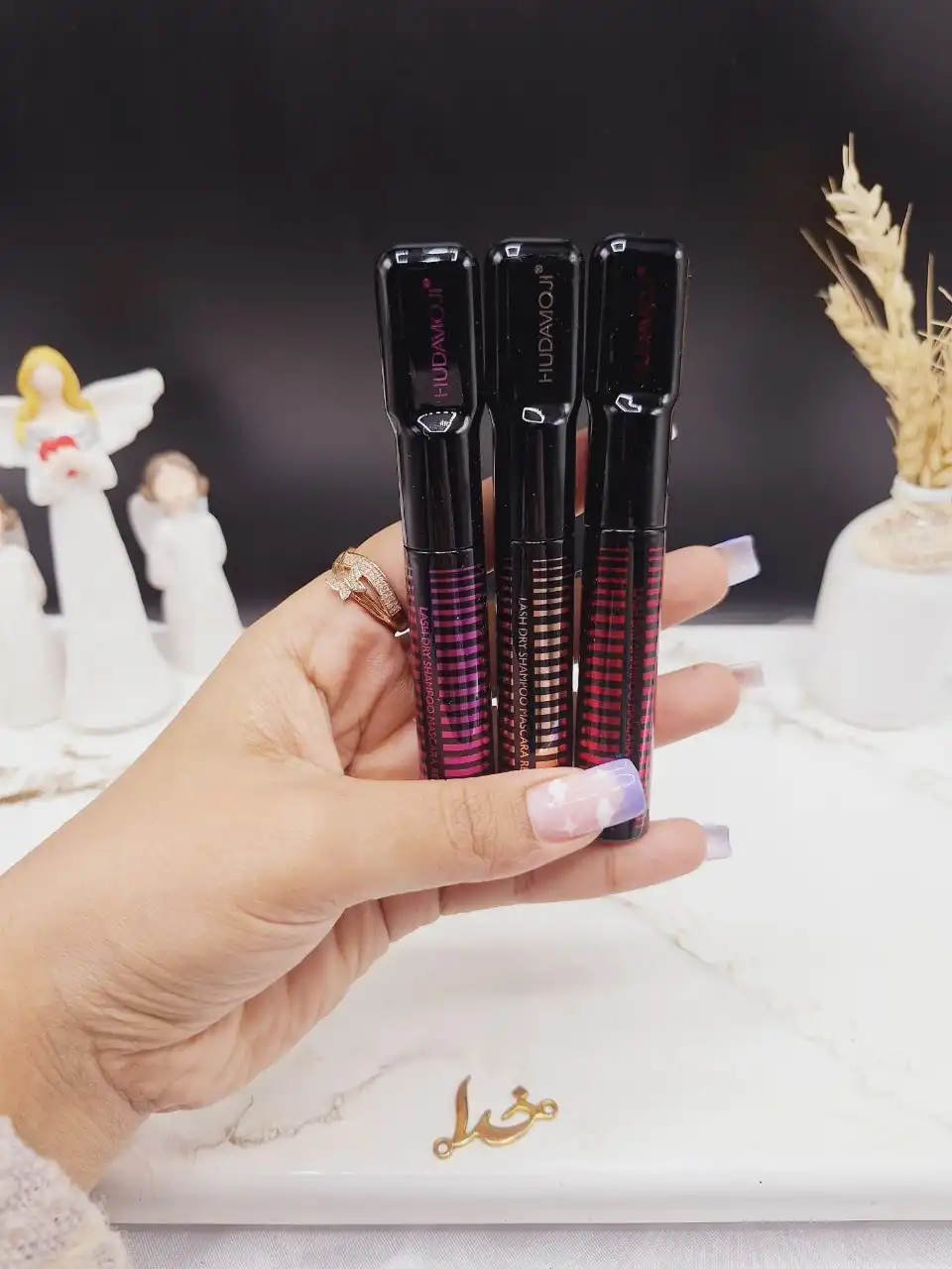 ریمل حجم دهنده ماسکارا هدا موجی HUDA MOJI کد M_210