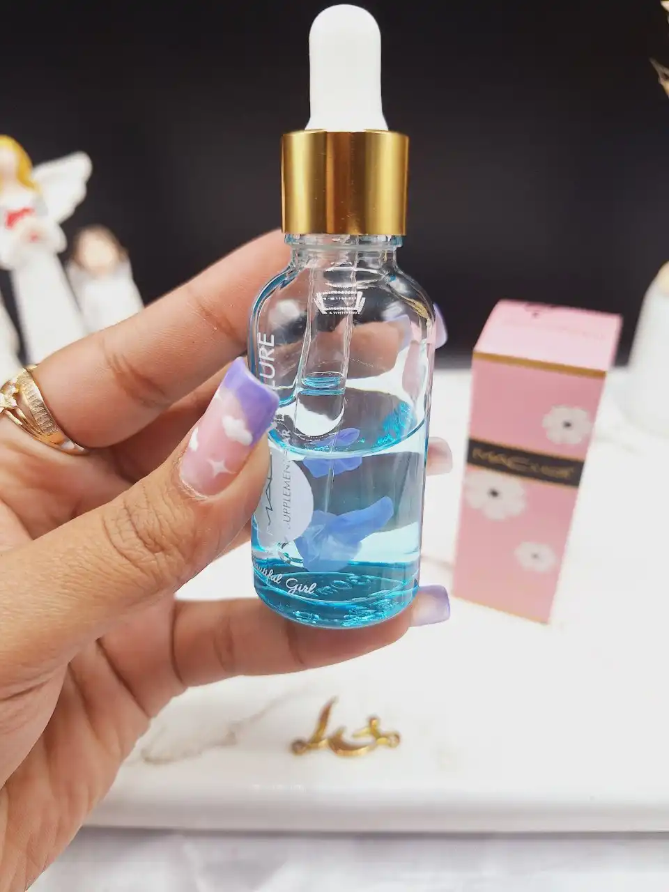 سرم آبرسان و مرطوب کننده (آبی)