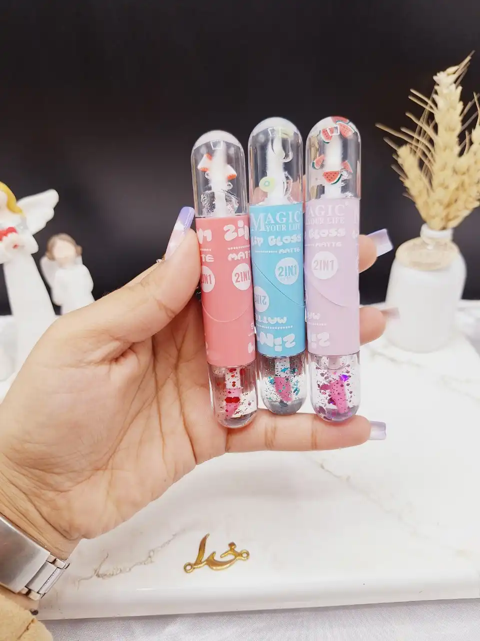 ویتامین لب و برق لب شاینی تاشو و دوطرفه برند مجیک MAGICکد LC1283