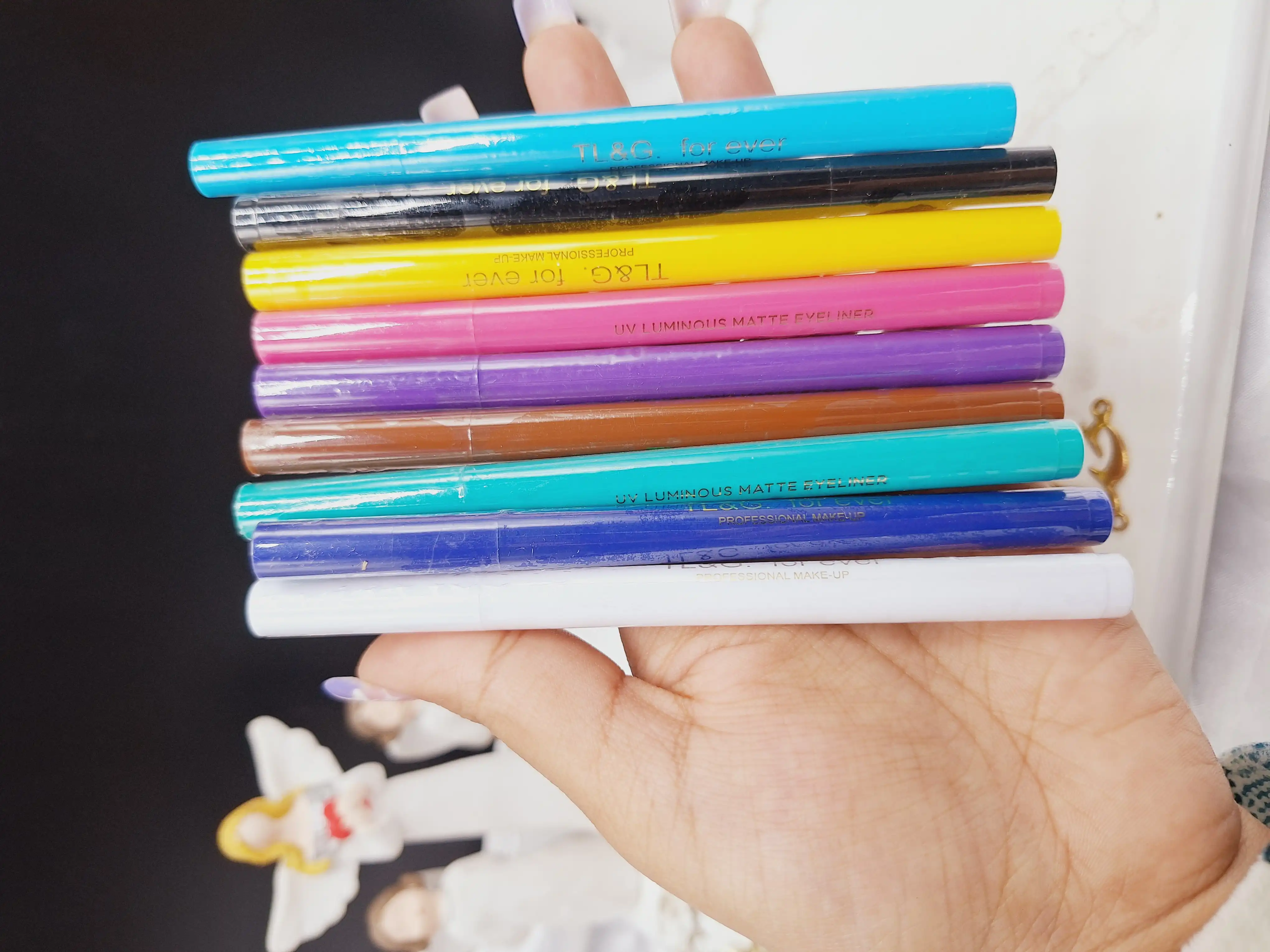 خط چشم ماژیکی رنگی برند TL&amp;G. for ever