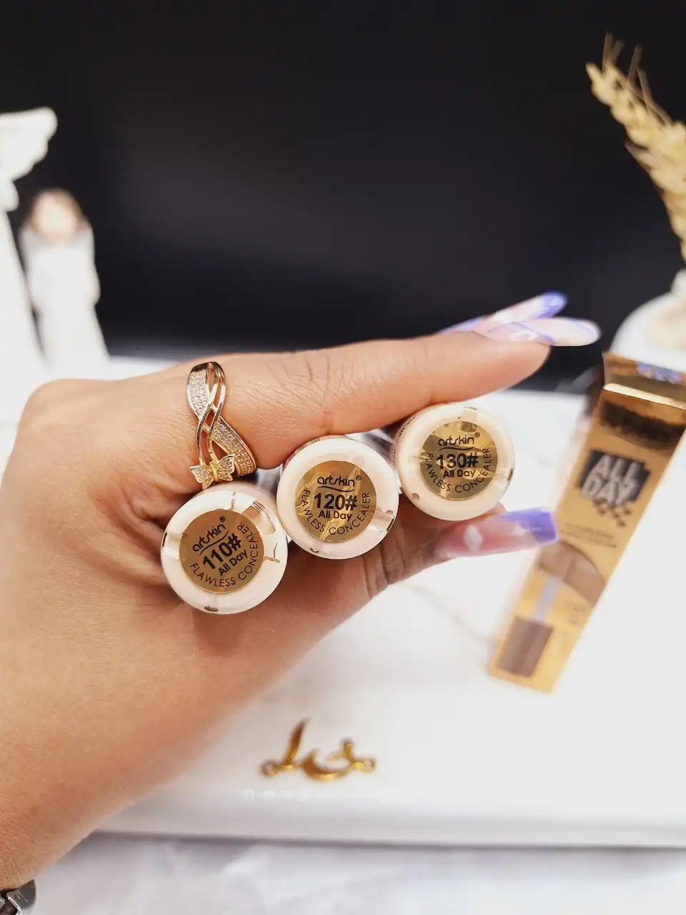 کانسیلر حرفه ای برند آرت اسکین artskin کد 2004_1857