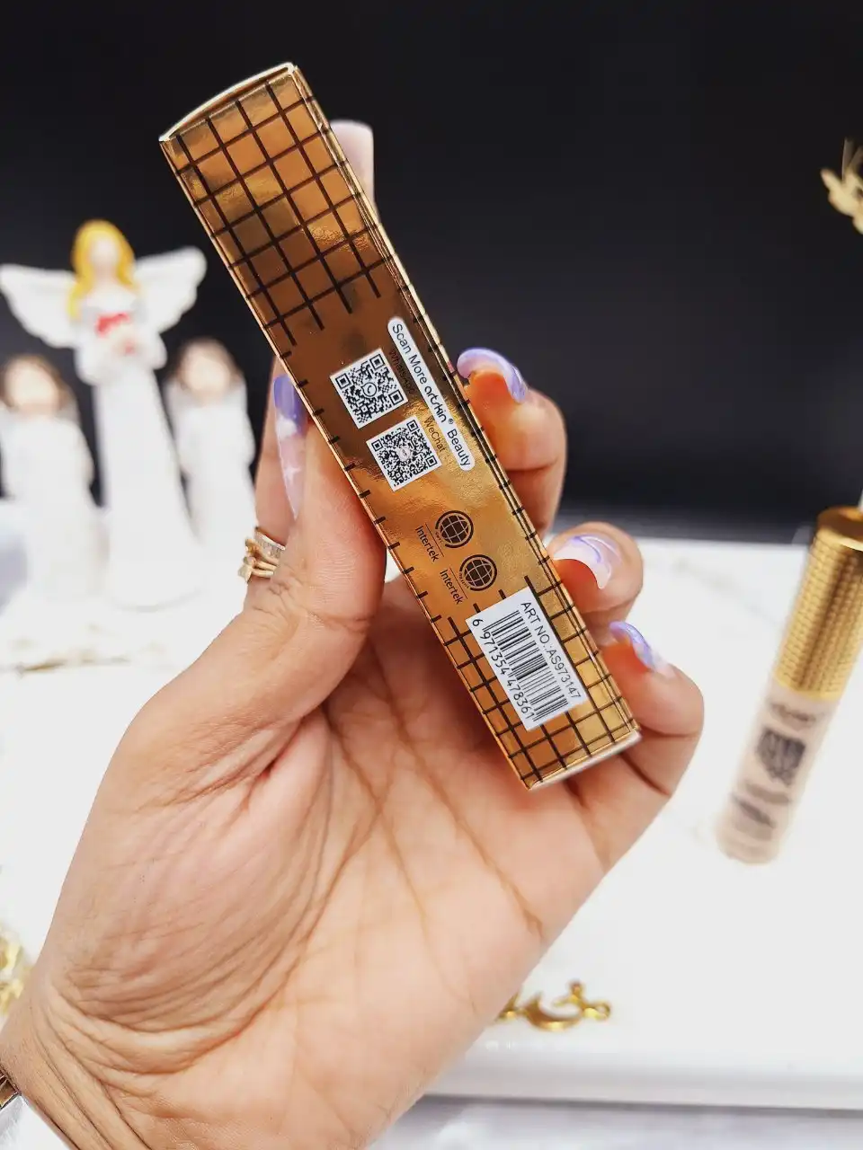 کانسیلر حرفه ای برند آرت اسکین artskin کد 2004_1857