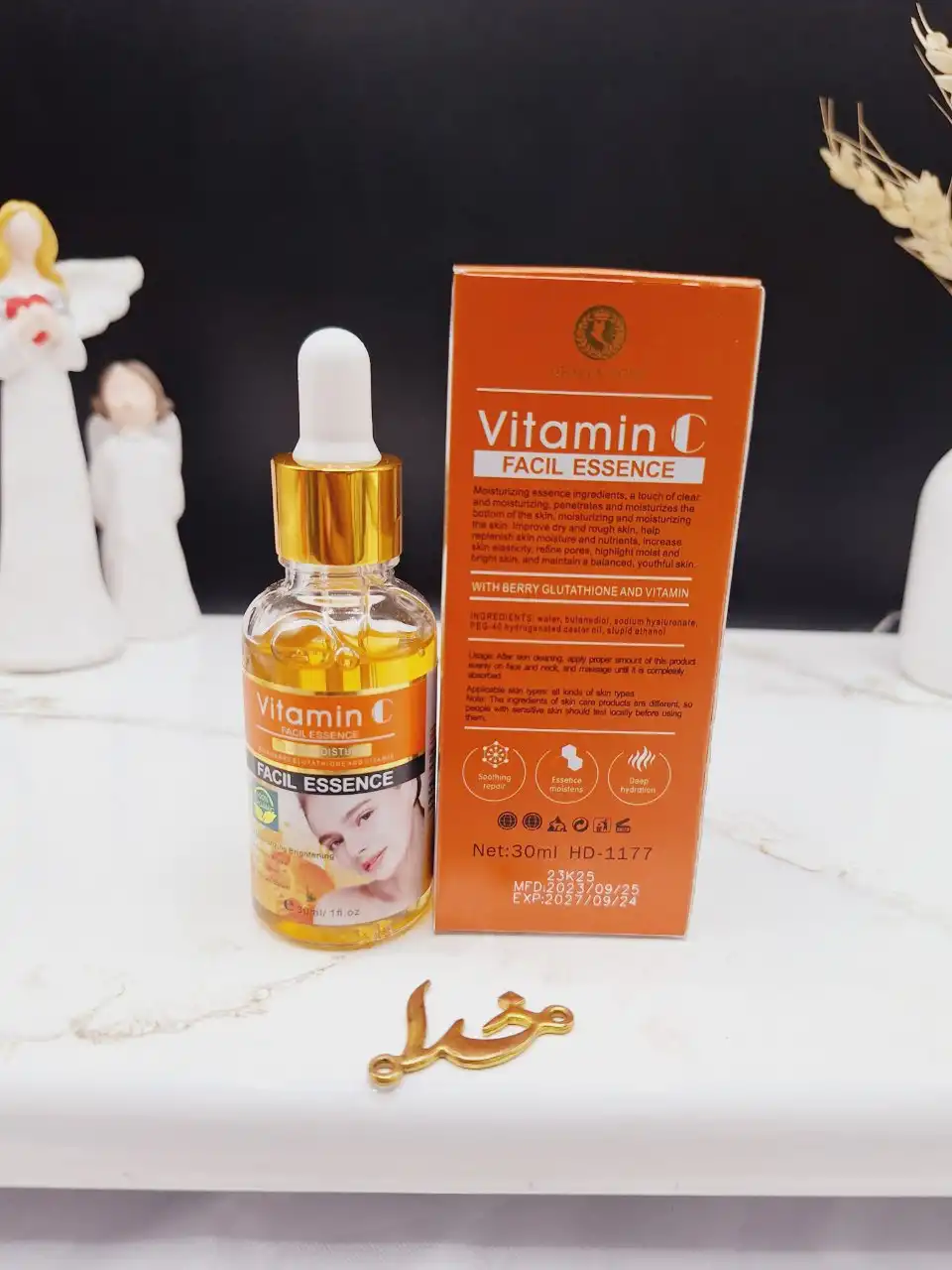 سرم روشن کننده و مرطوب کننده ویتامین سی HEAVEN DOVEکد 6232