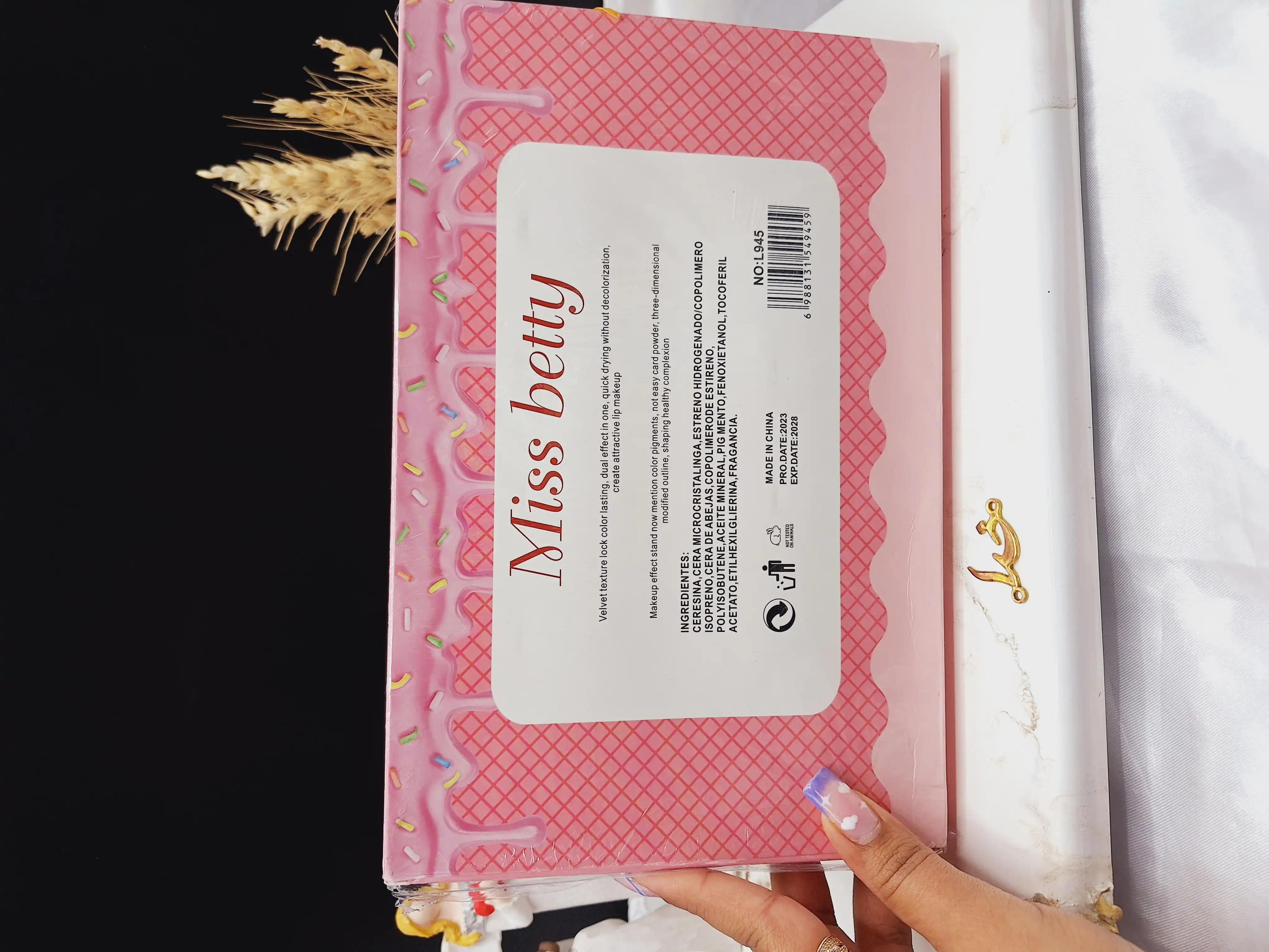 تینت لب بستنی چوبی میس بیتی miss Beeti کد L945