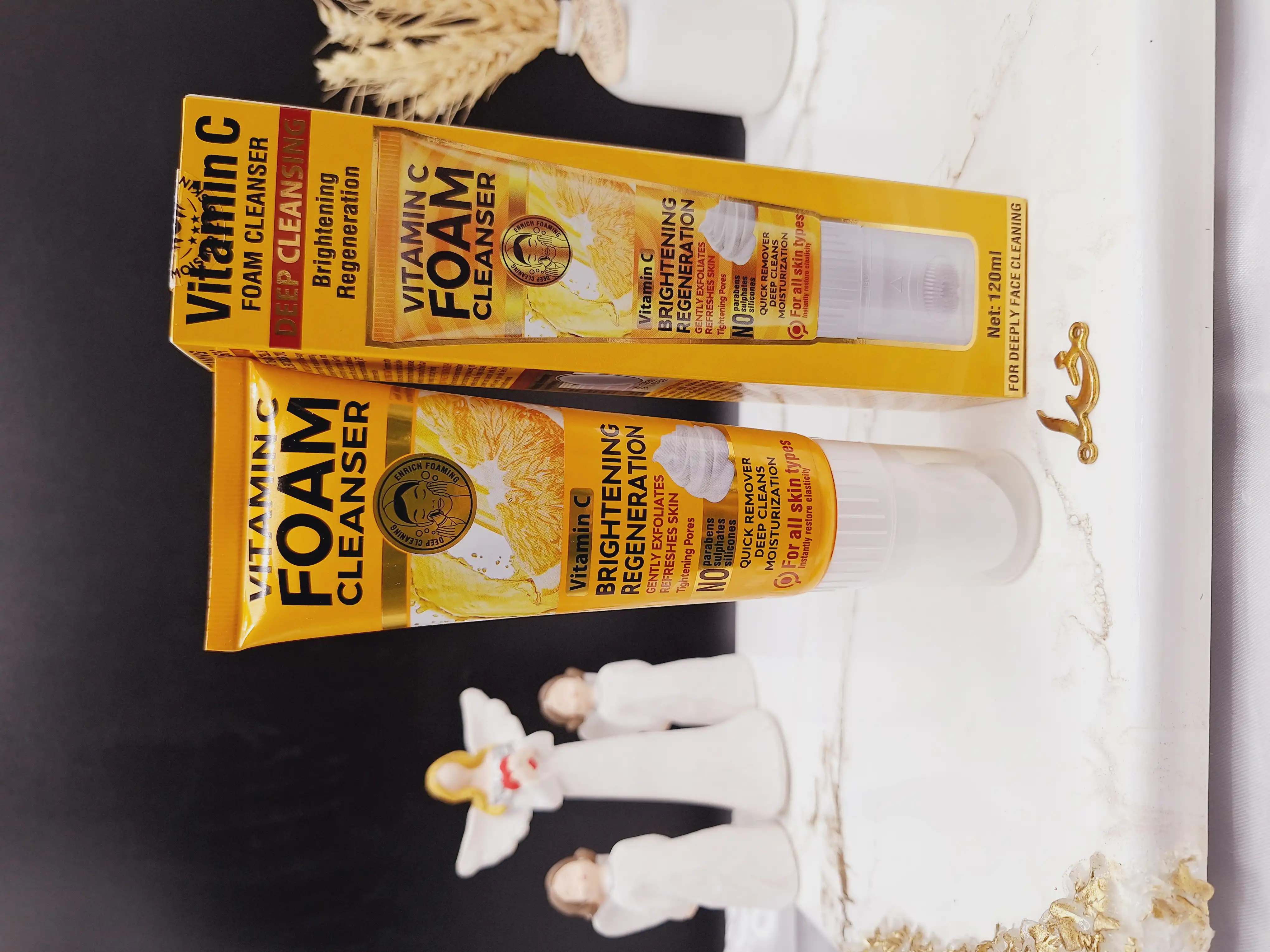 فوم شستشو براش دار روشن کننده  ویتامین سی وکالی کد HA_3065