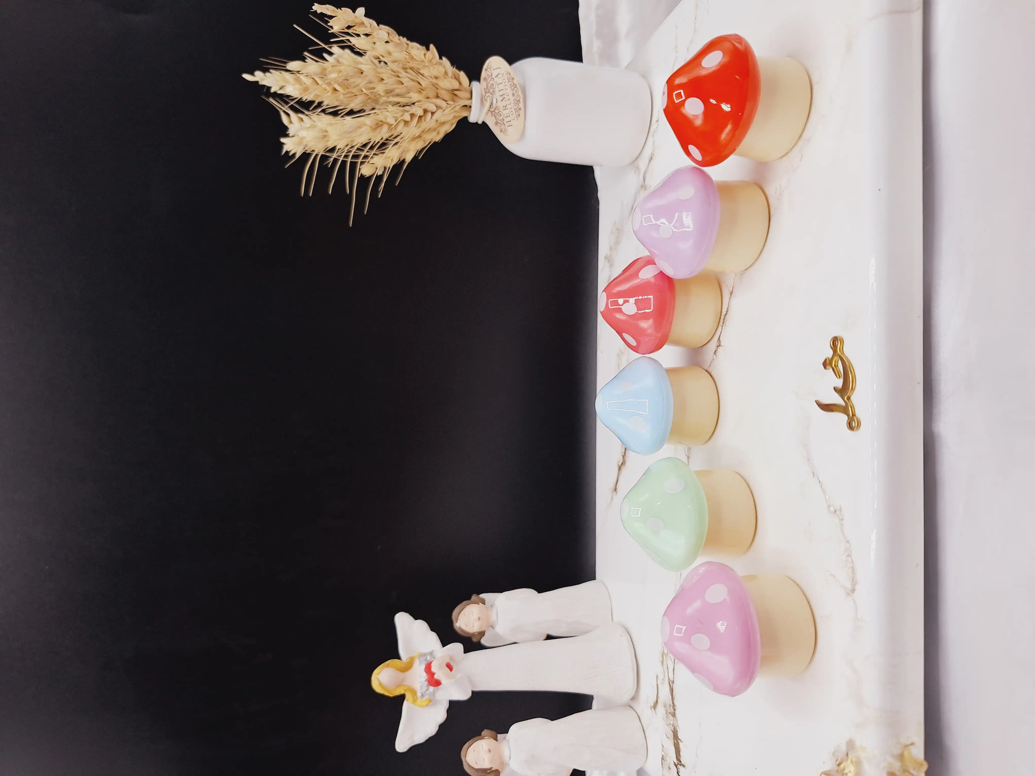 بالم لب طرح قارچی مجیک MAGIC کد LS848