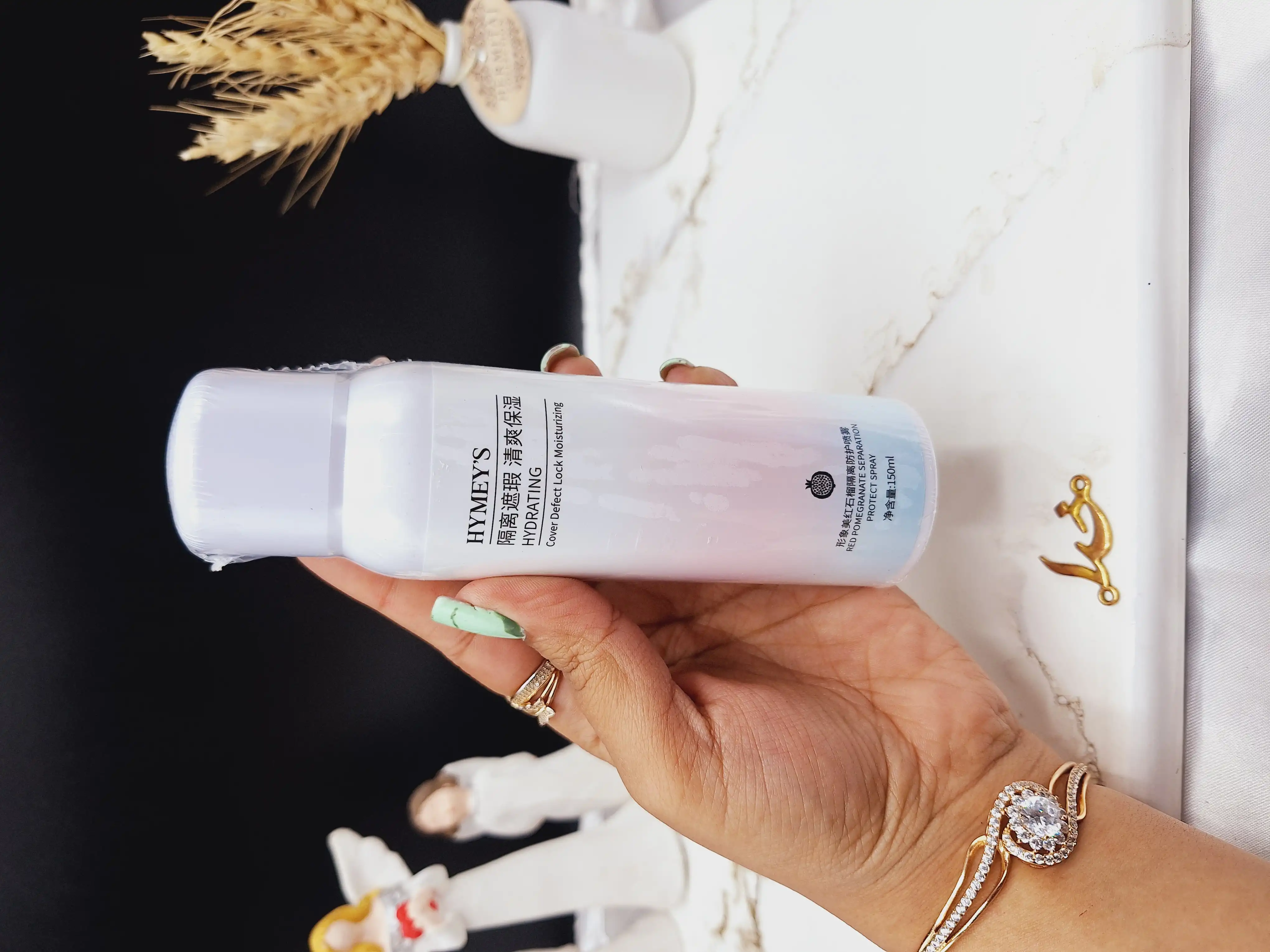 اسپری ضد آفتاب و روشن کننده انار برند HYMEYS کد 7587