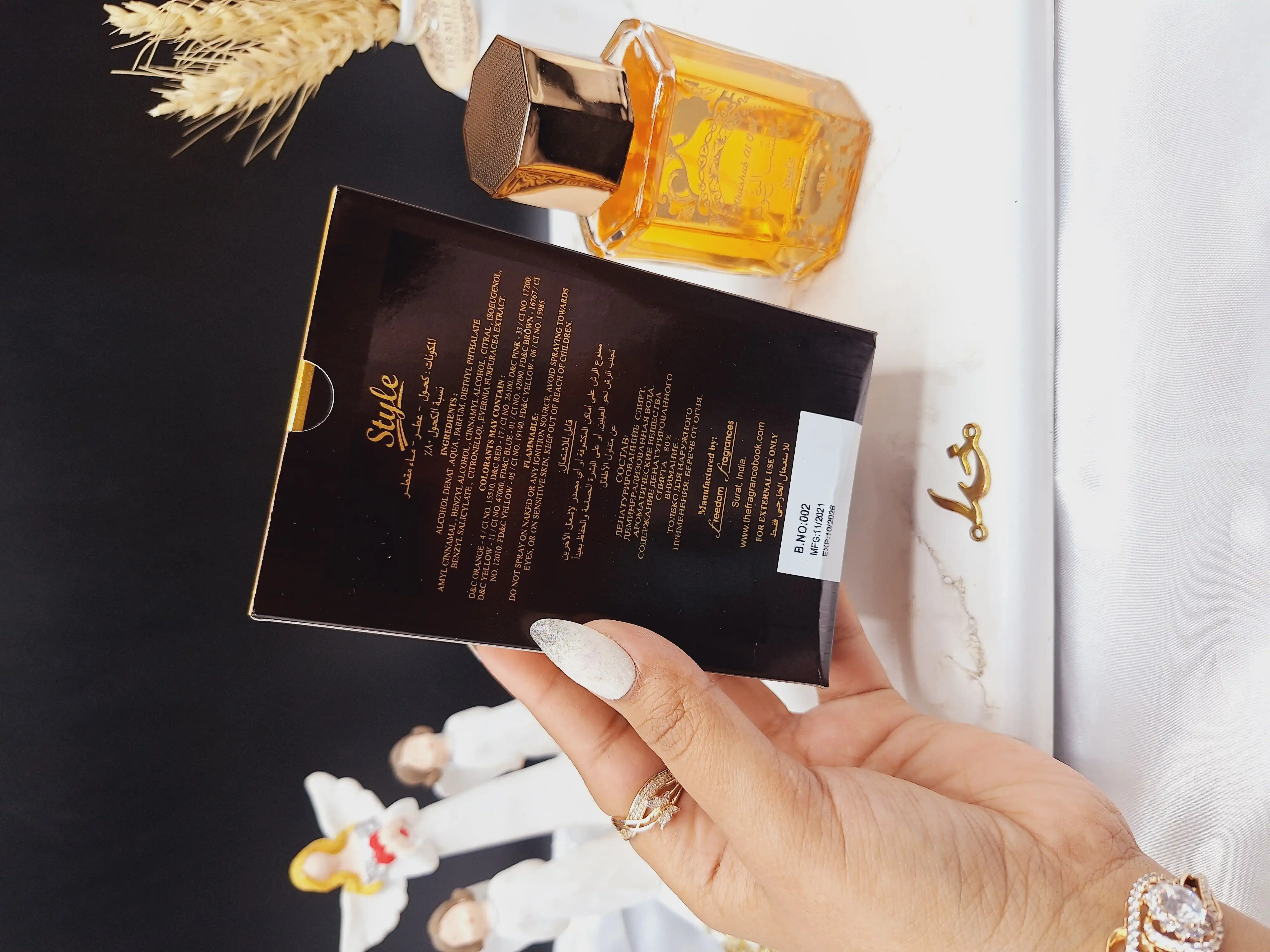 ادکلن خَشَب العُود 100 میل اماراتی