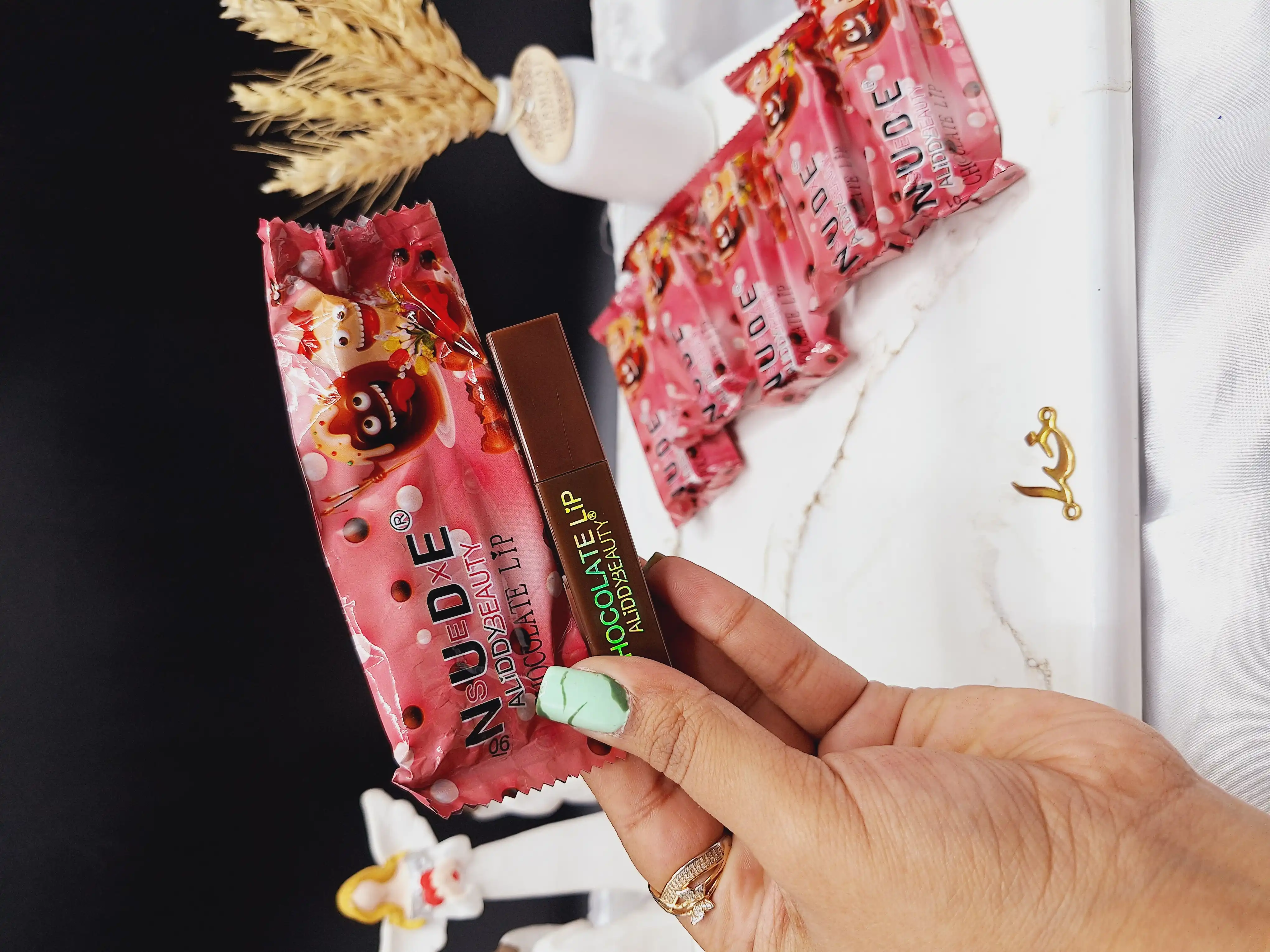 پک رژ لب مایع 6 تایی طرح شکلات  NUDE