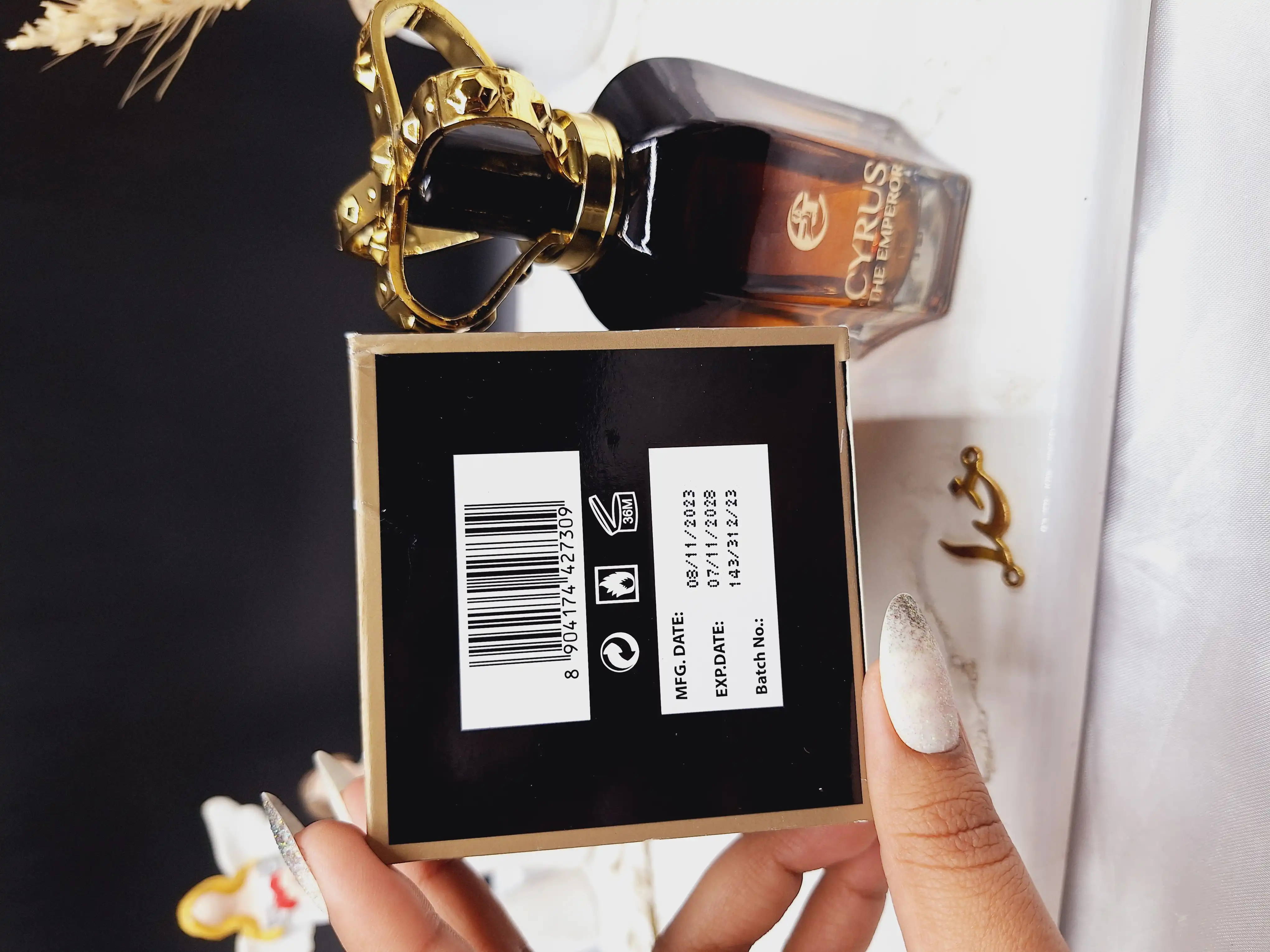 ادکلن ۱۰۰ میل طرح امپراطور کوروش کبیر اماراتی کد 7309