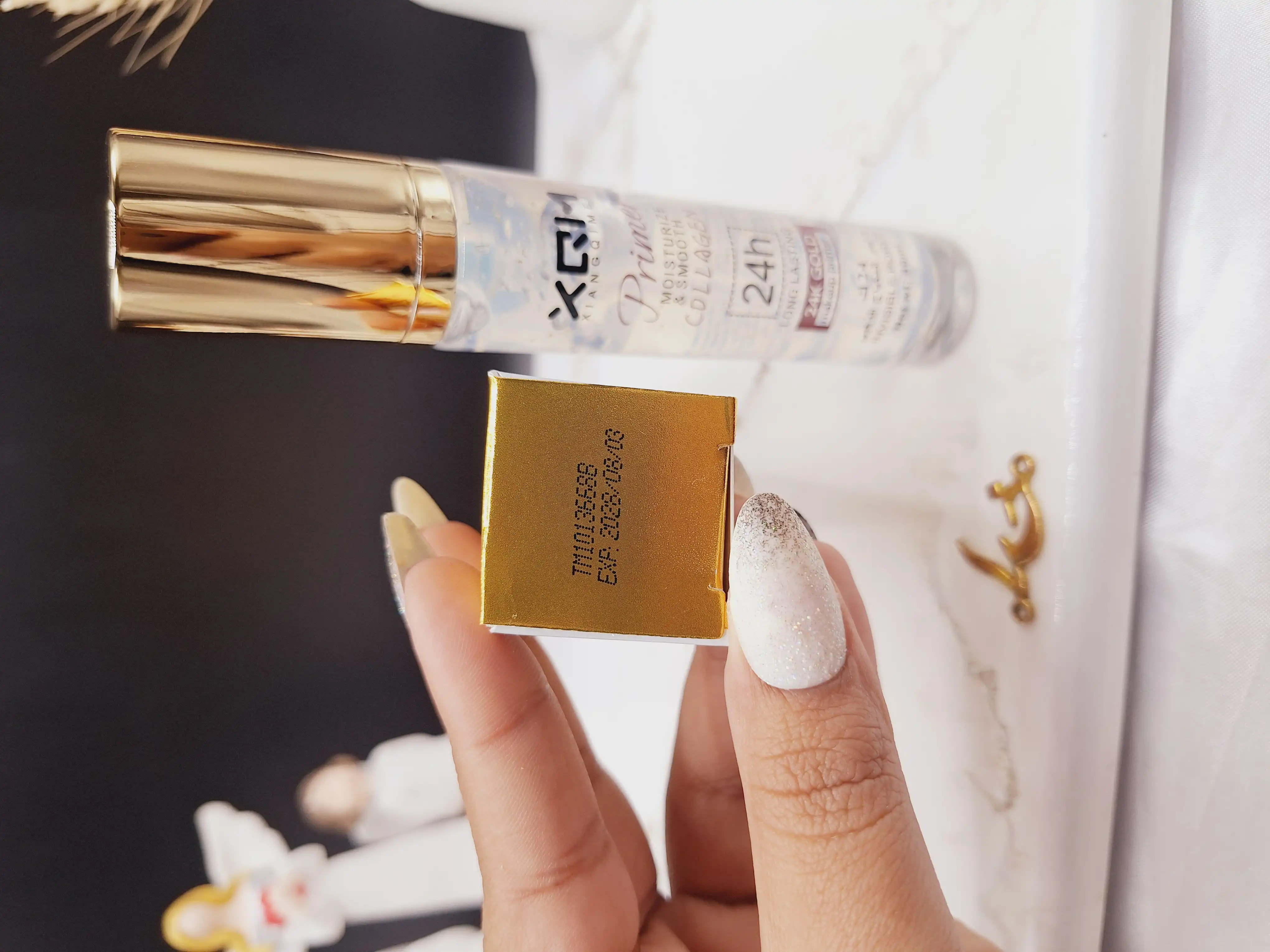 پرایمر  24 ساعته غنی شده با کلاژن و طلا 24 عیار برند XQM کد X2162