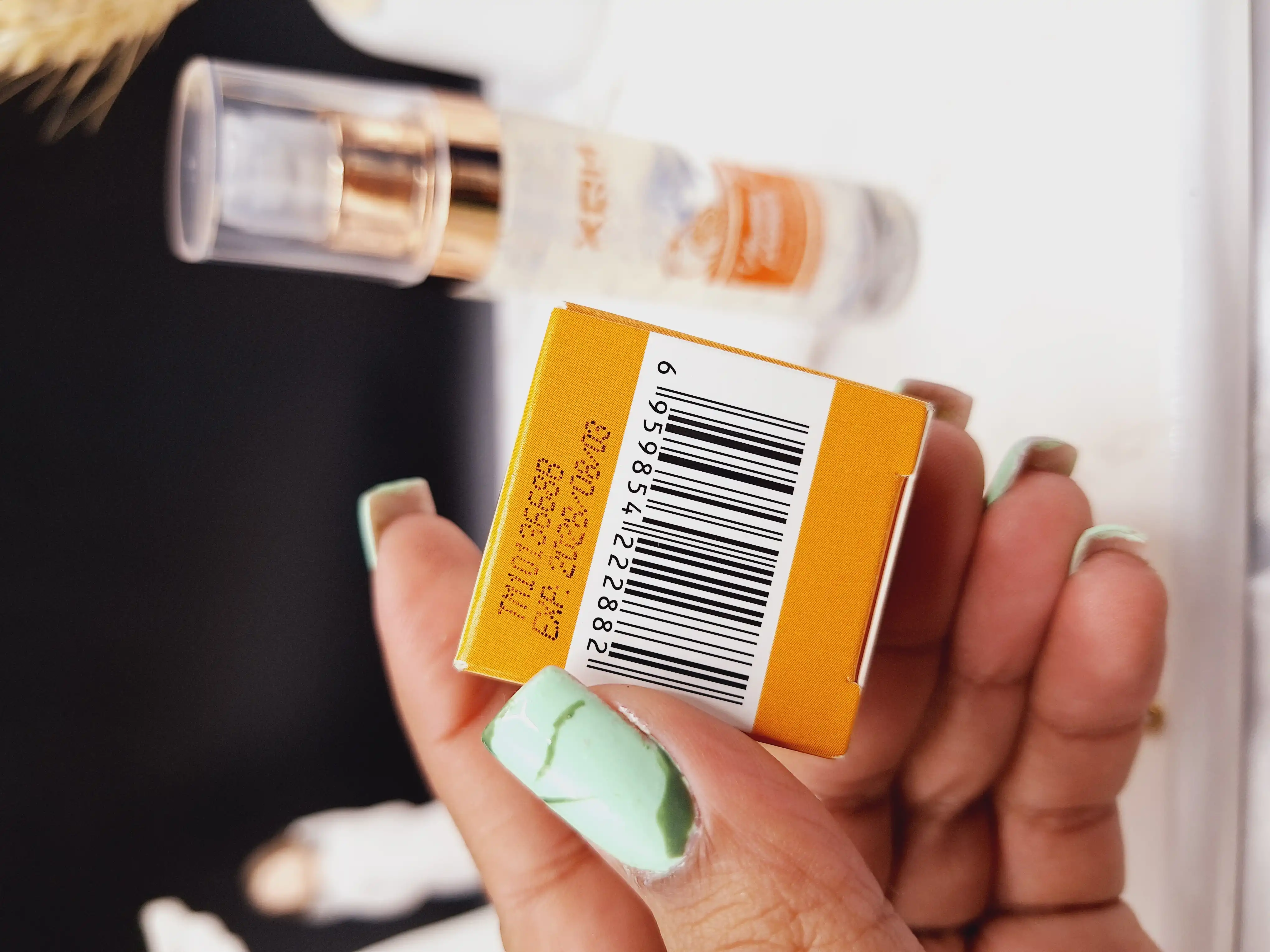 پرایمر و زیر ساز ویتامین سی برند XQM کد X2288