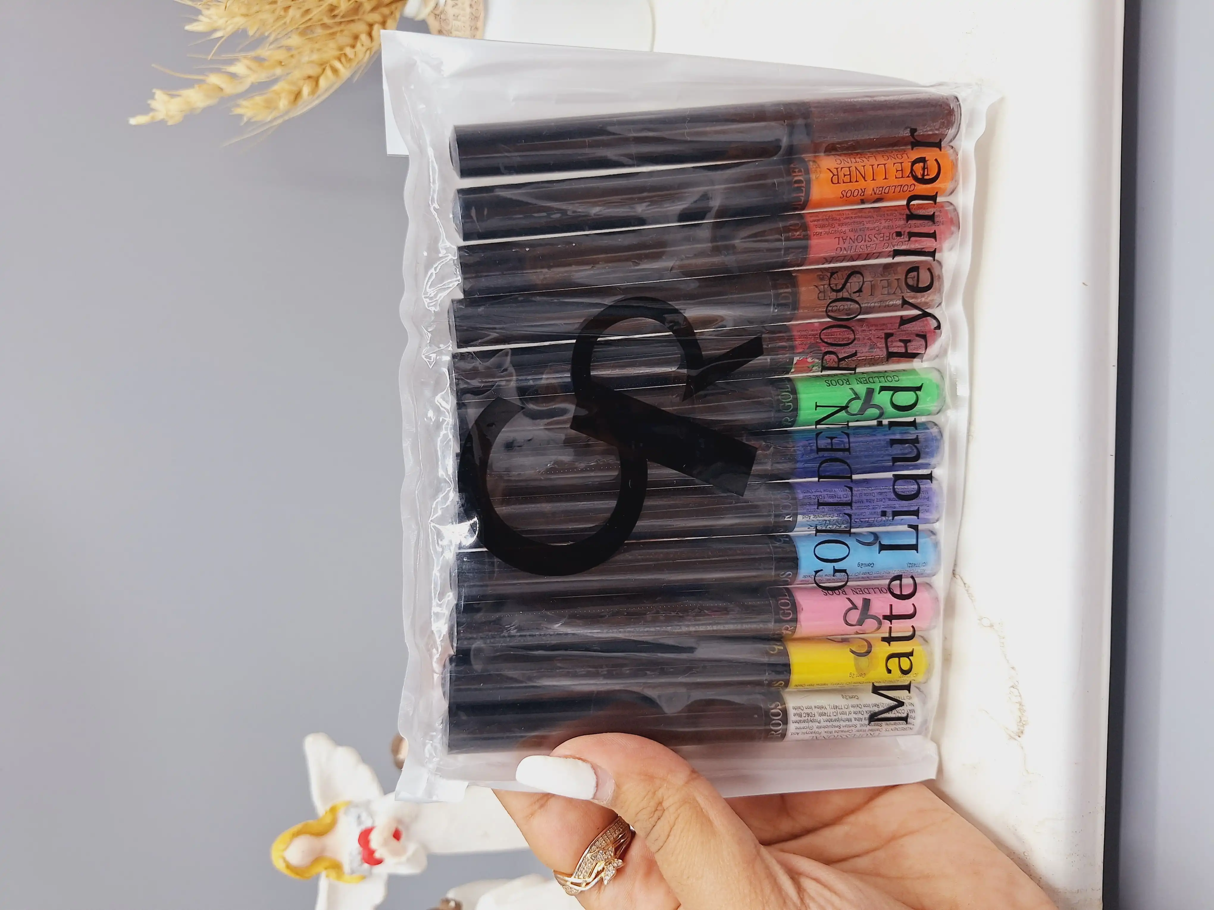 خط چشم مویی رنگی برند گلدن رز GOLLDE ROOS