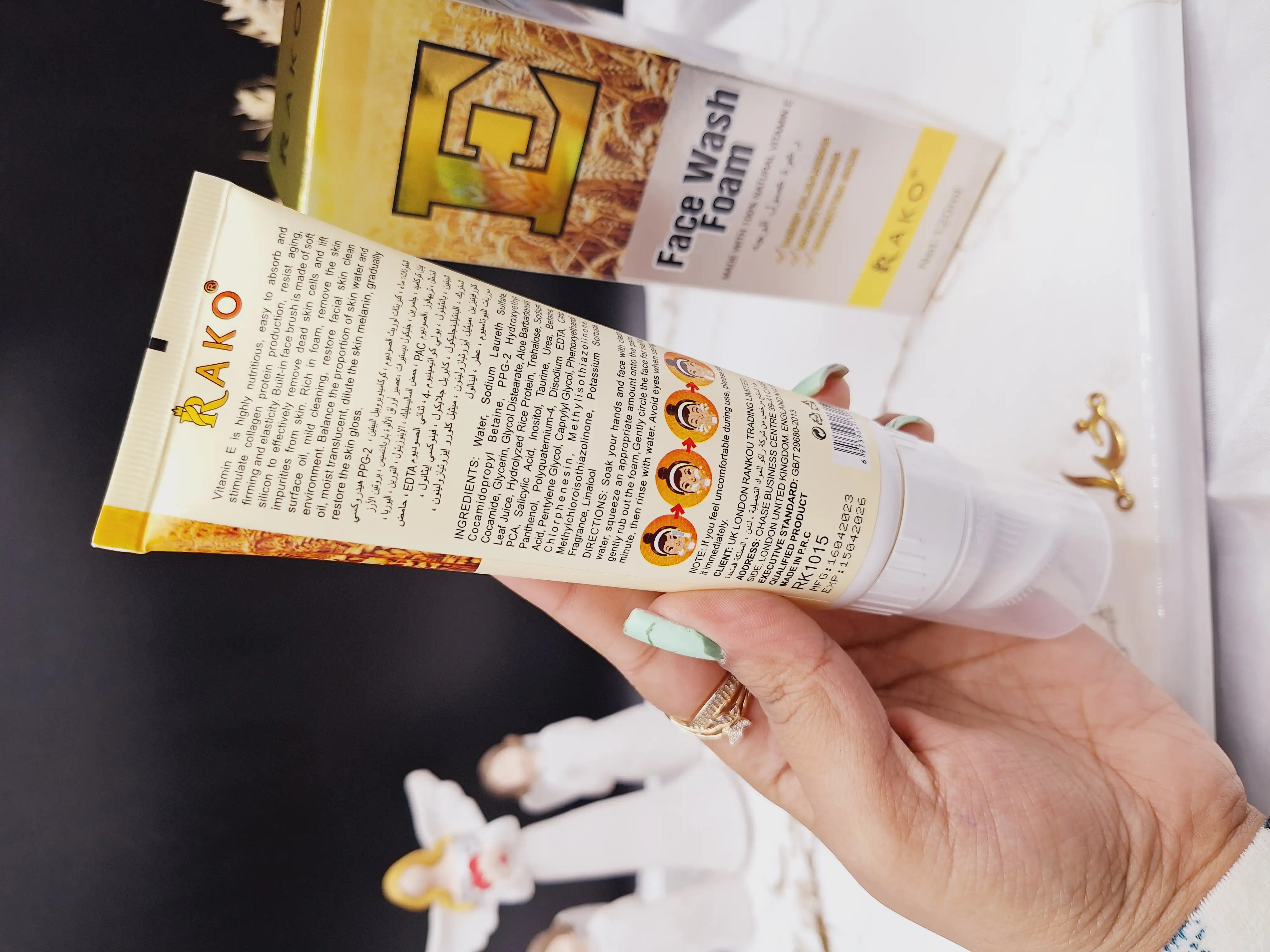 فوم شستشوی براش دار با عصاره گندم  برند راکو RAKO کد RK1015