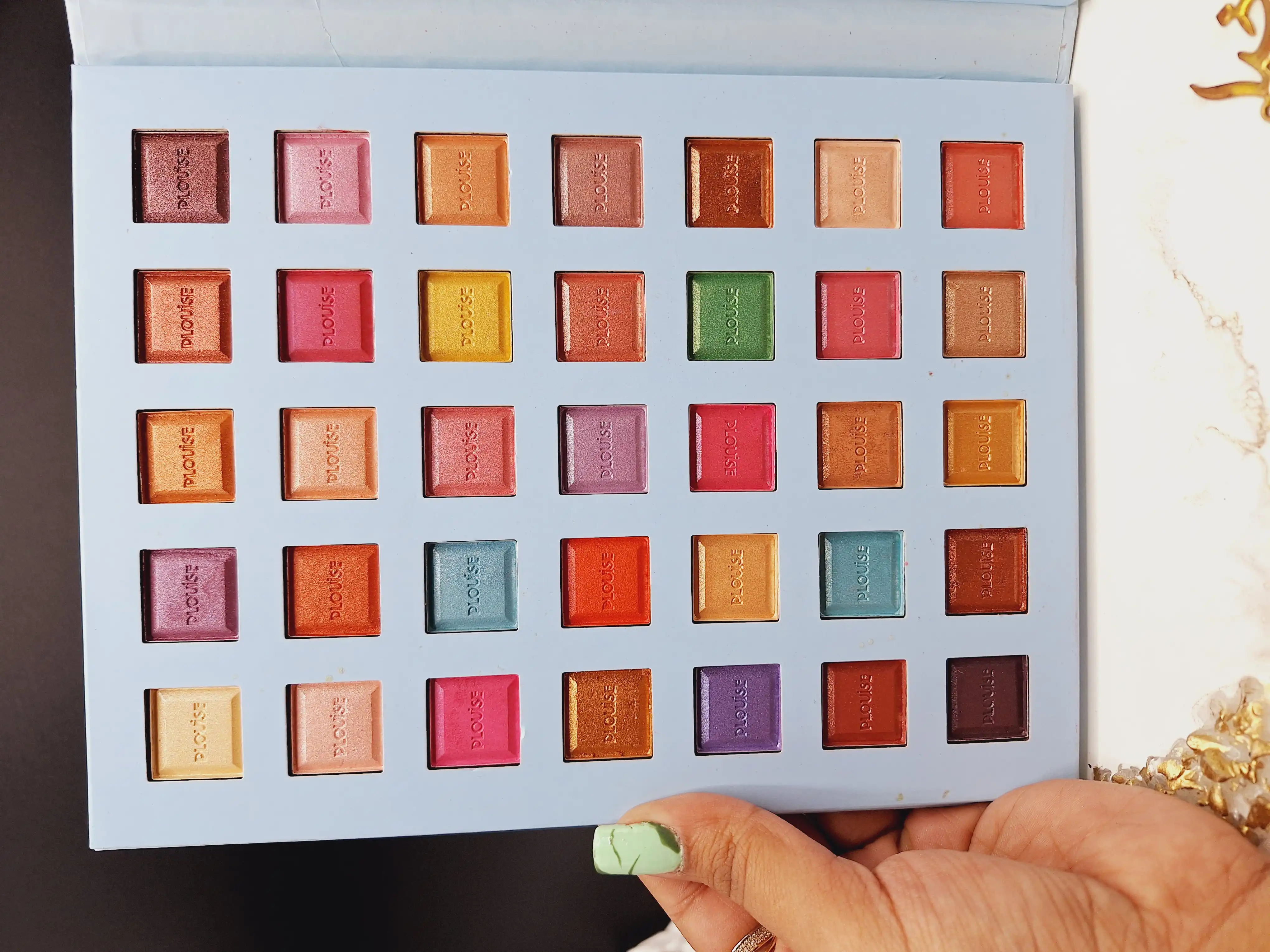 پالت سایه 70 رنگ طرح یونیکورن کد PLOUisE کد TZY_008