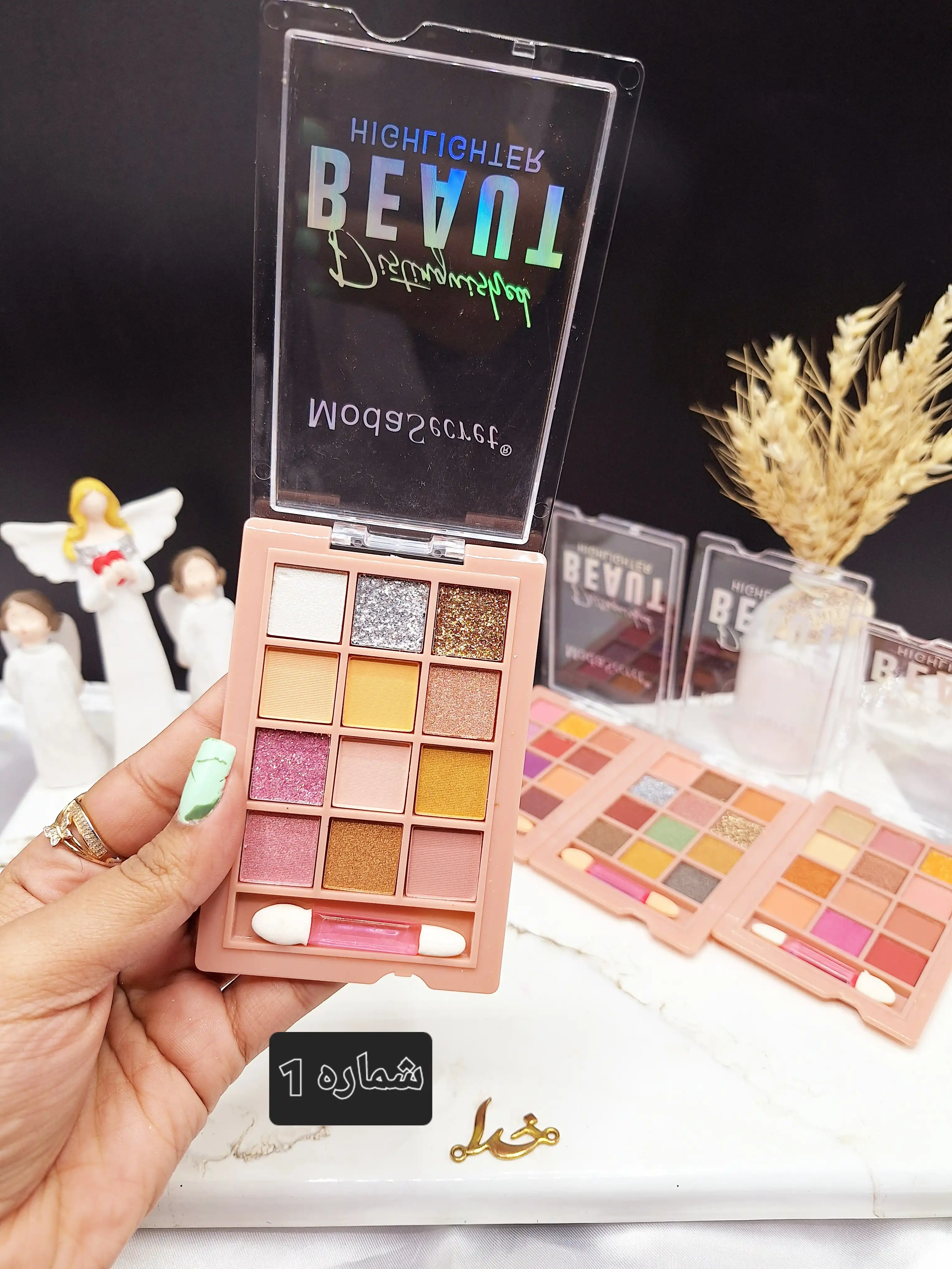 پالت کاربردی 12 رنگ برند باربی بیوت Barbie BEAUT کد YL_00119