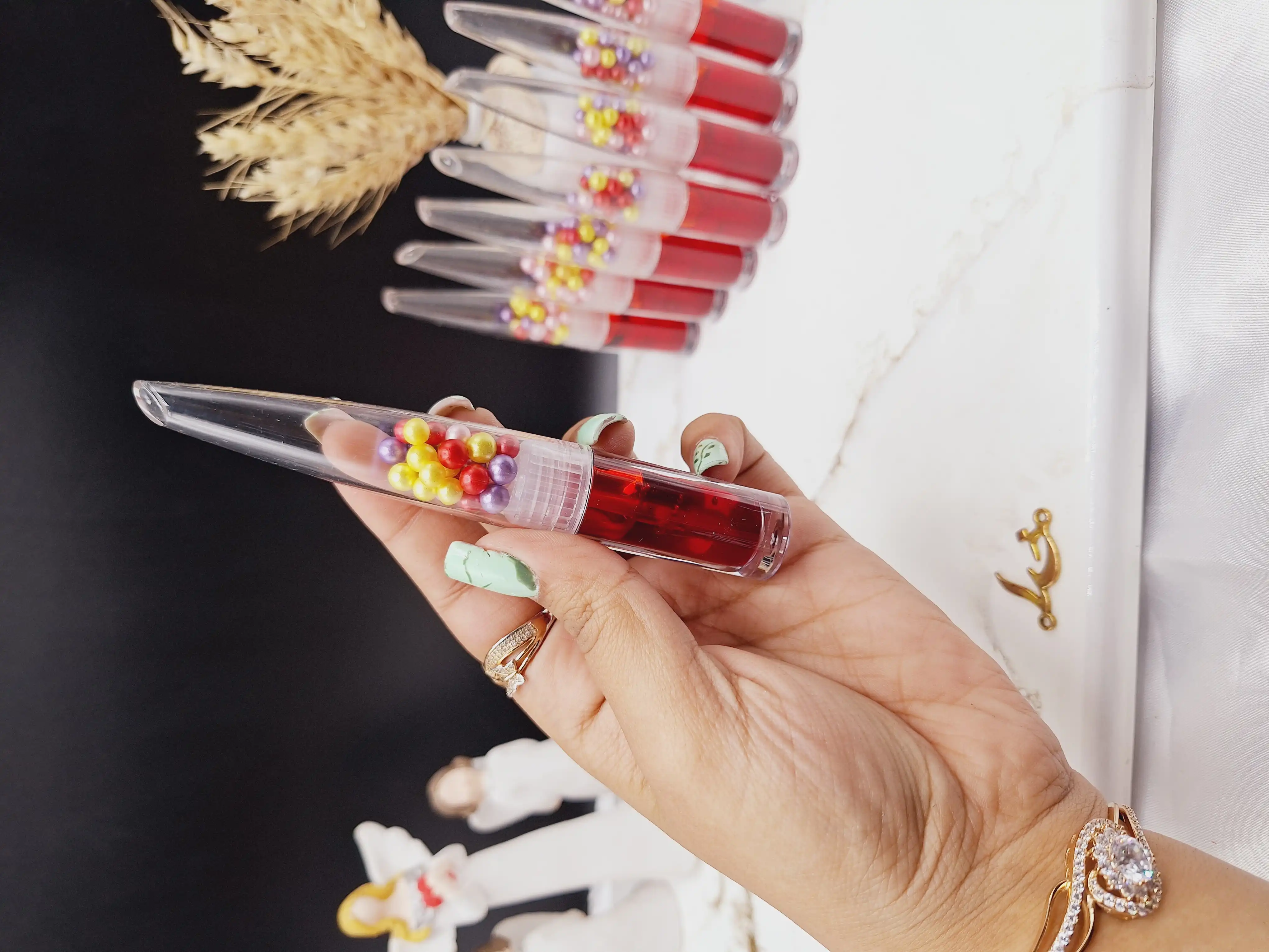 تینت لب گلیتر دار توپی رنگی برند مجیک MAGICکد LC1307