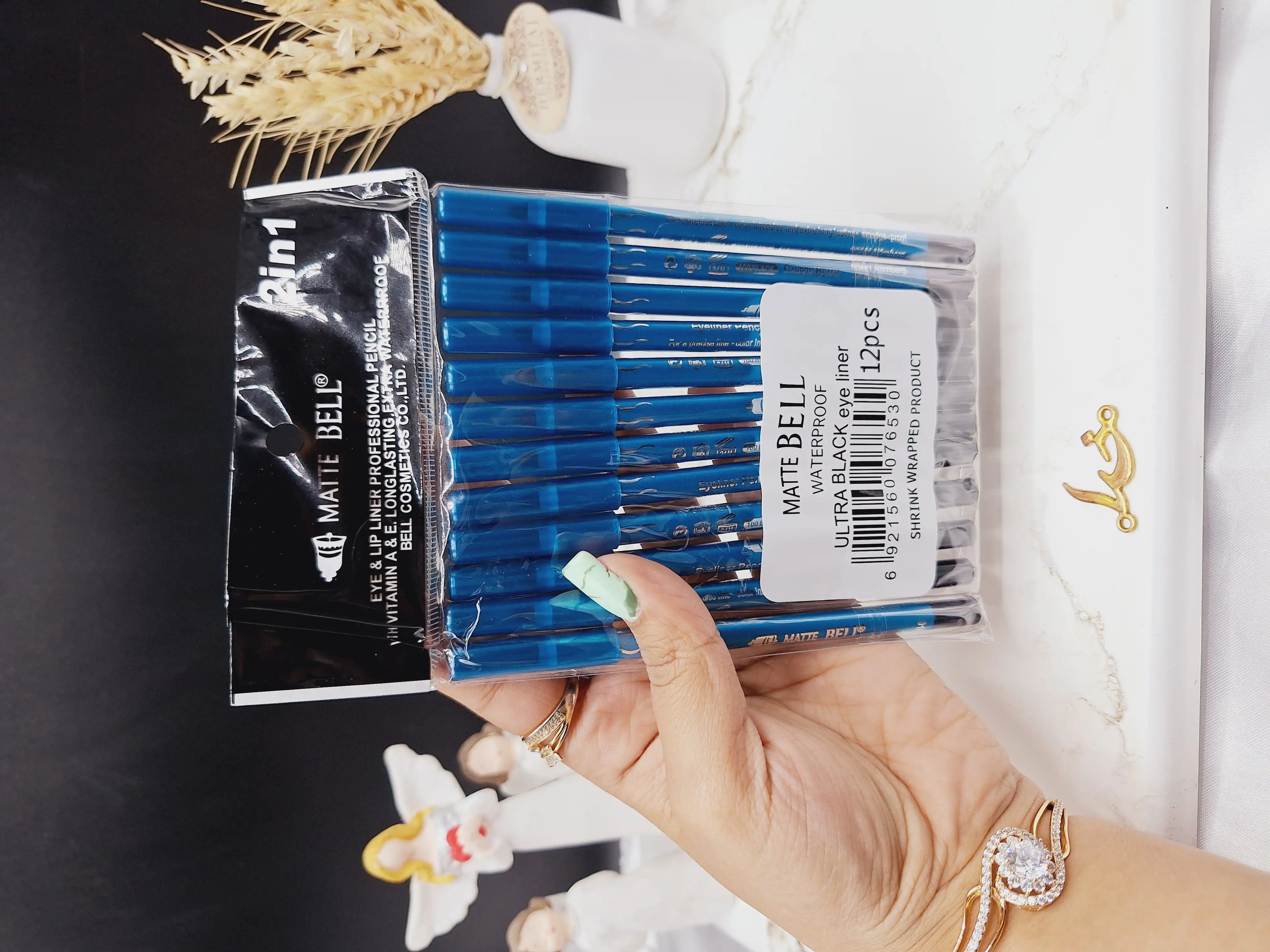 مداد شمعی مشکی برند مات بل MATTE BELL کد 6530