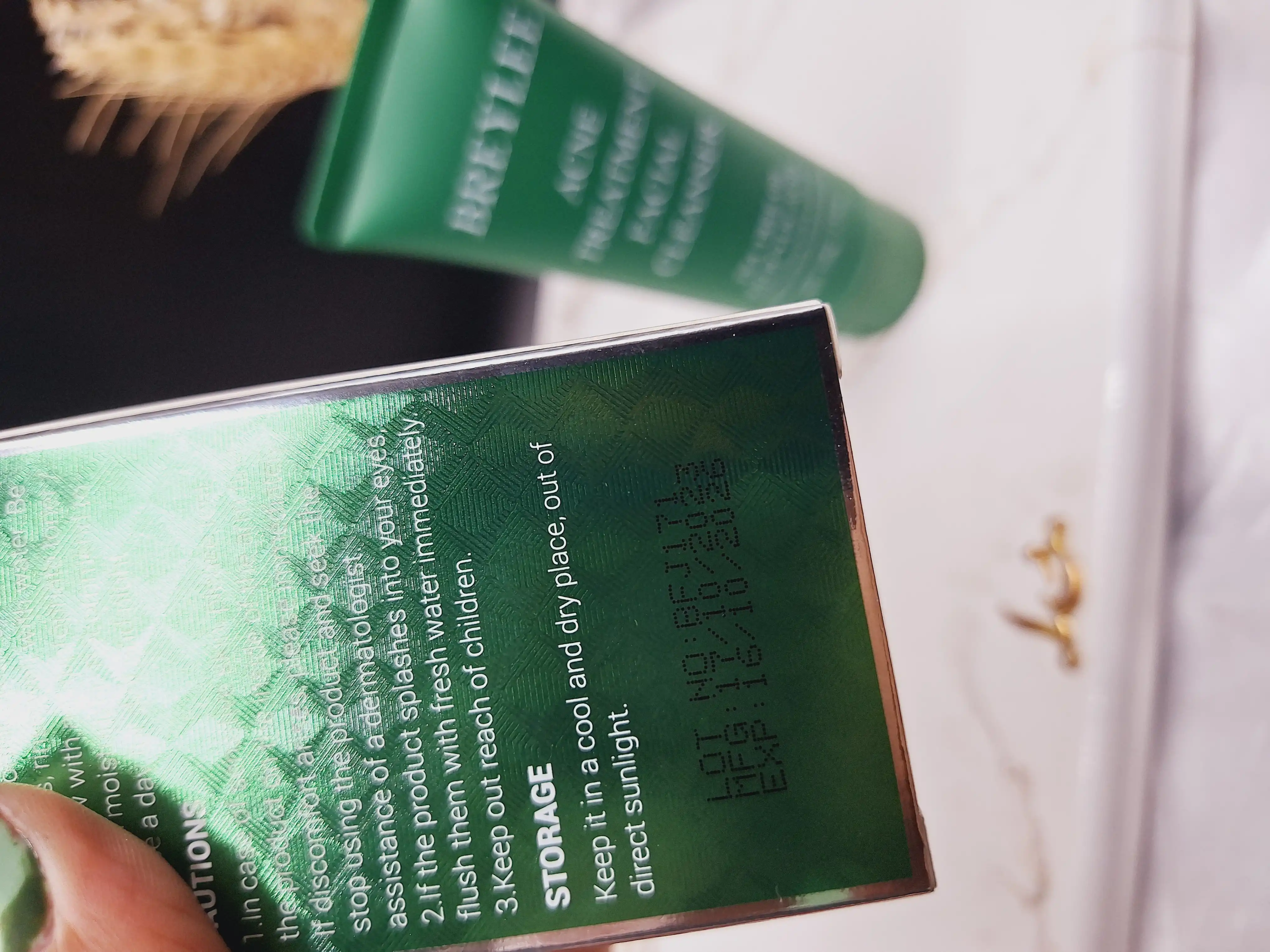 فوم ضد جوش قوی و کنترل کننده چربی پوست بریلی BREYLEE کد BY109C1