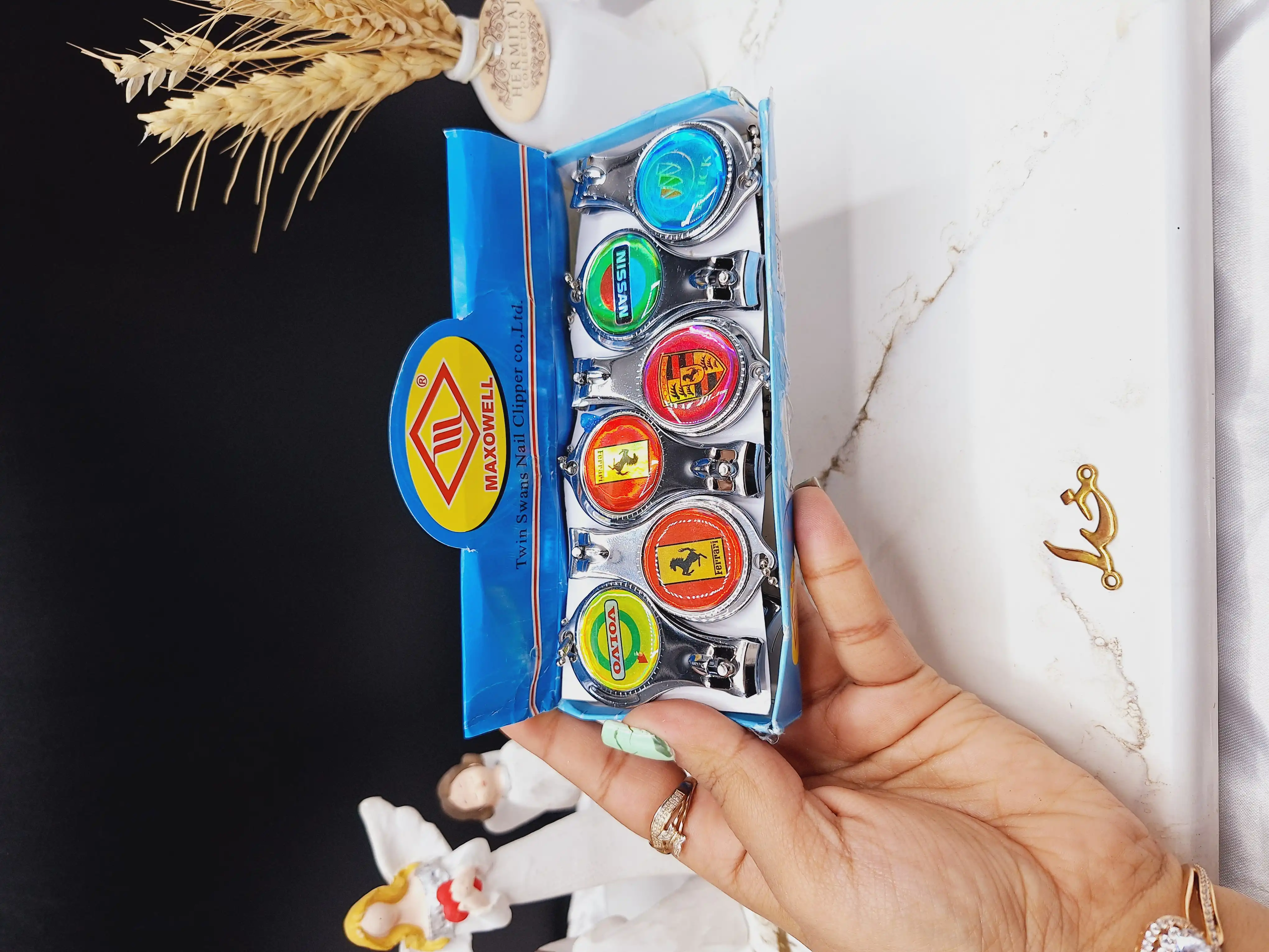 ناخن گیر کاربردی MAXOWELL کد N_998