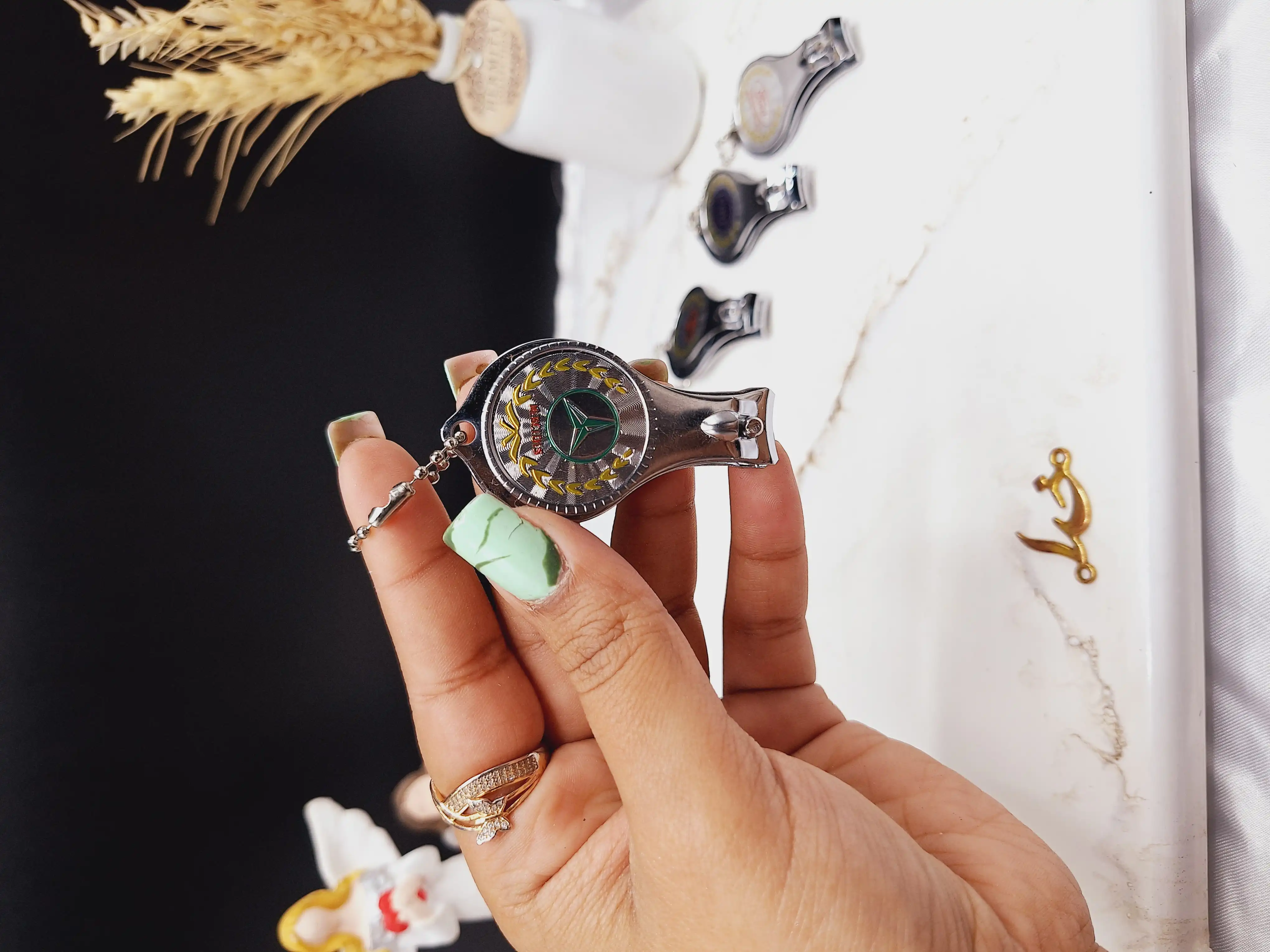 ناخن گیر کاربردی MAXOWELL کد N_900