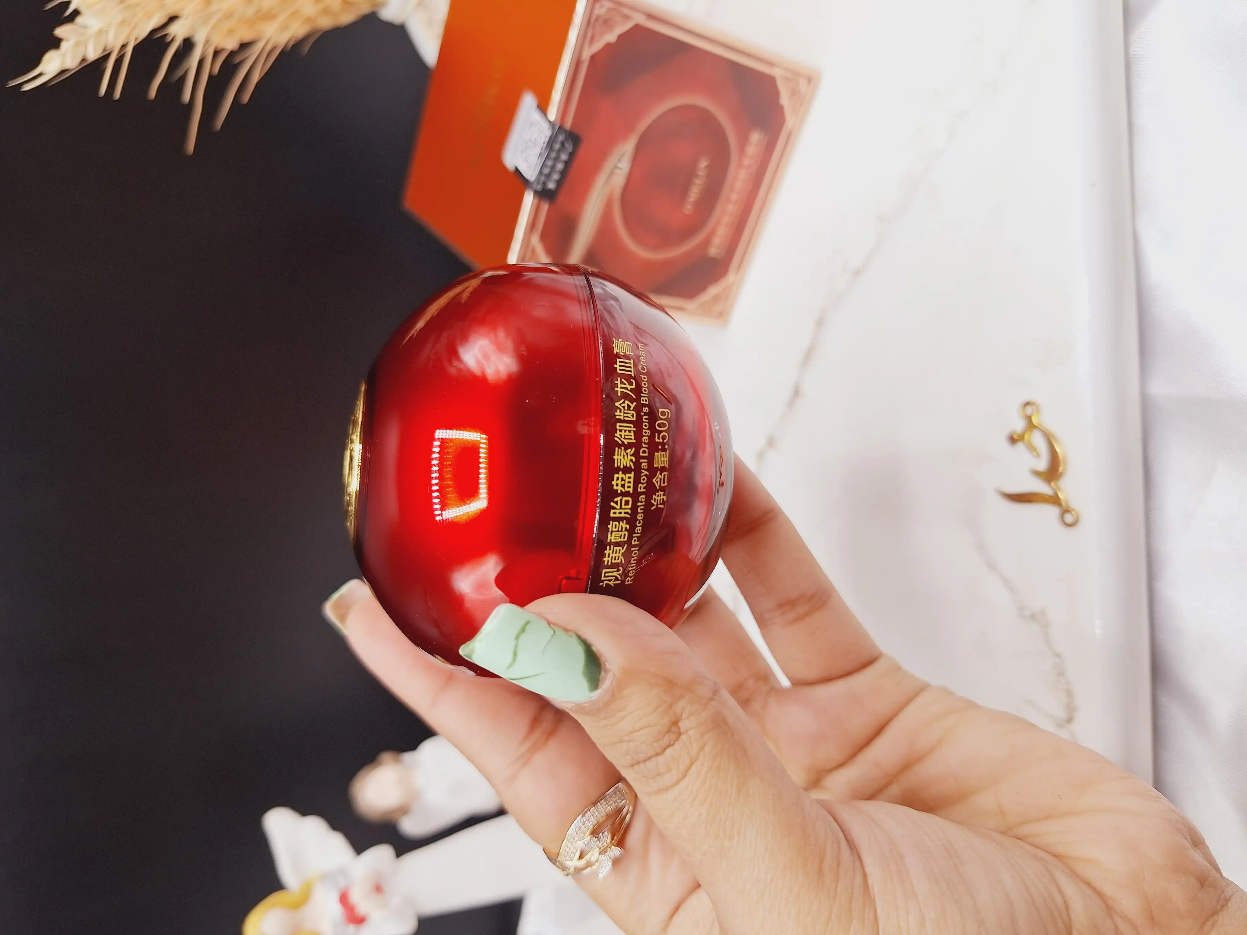 کرم جوان ساز رتینول خون اژدها برند O'MELIN کد 1867