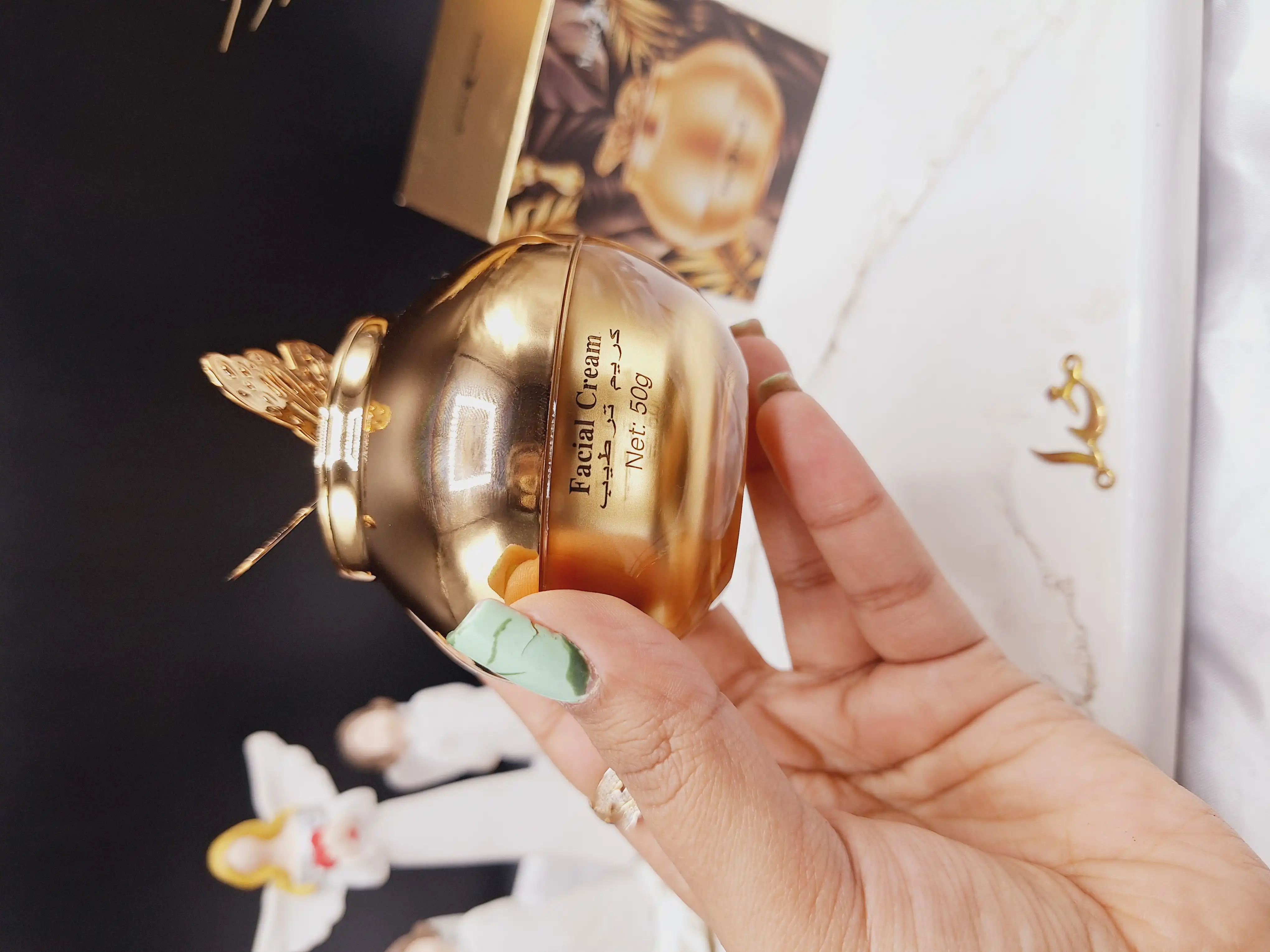 کرم معجزه گر جوان ساز ماه جادویی Magic Moon کد MM_6011