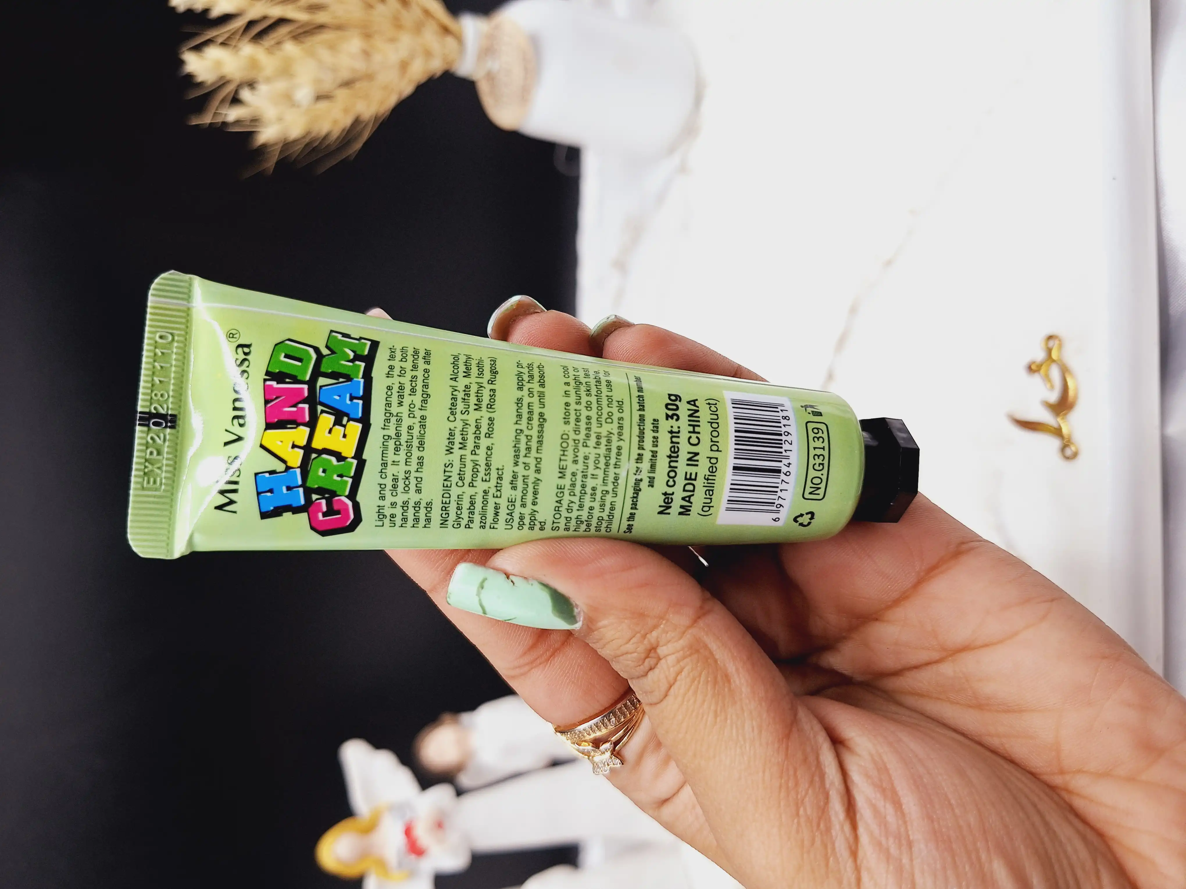 کرم دست 30 گرم لوئیجی سبز برند Miss Vanessa کد G3139