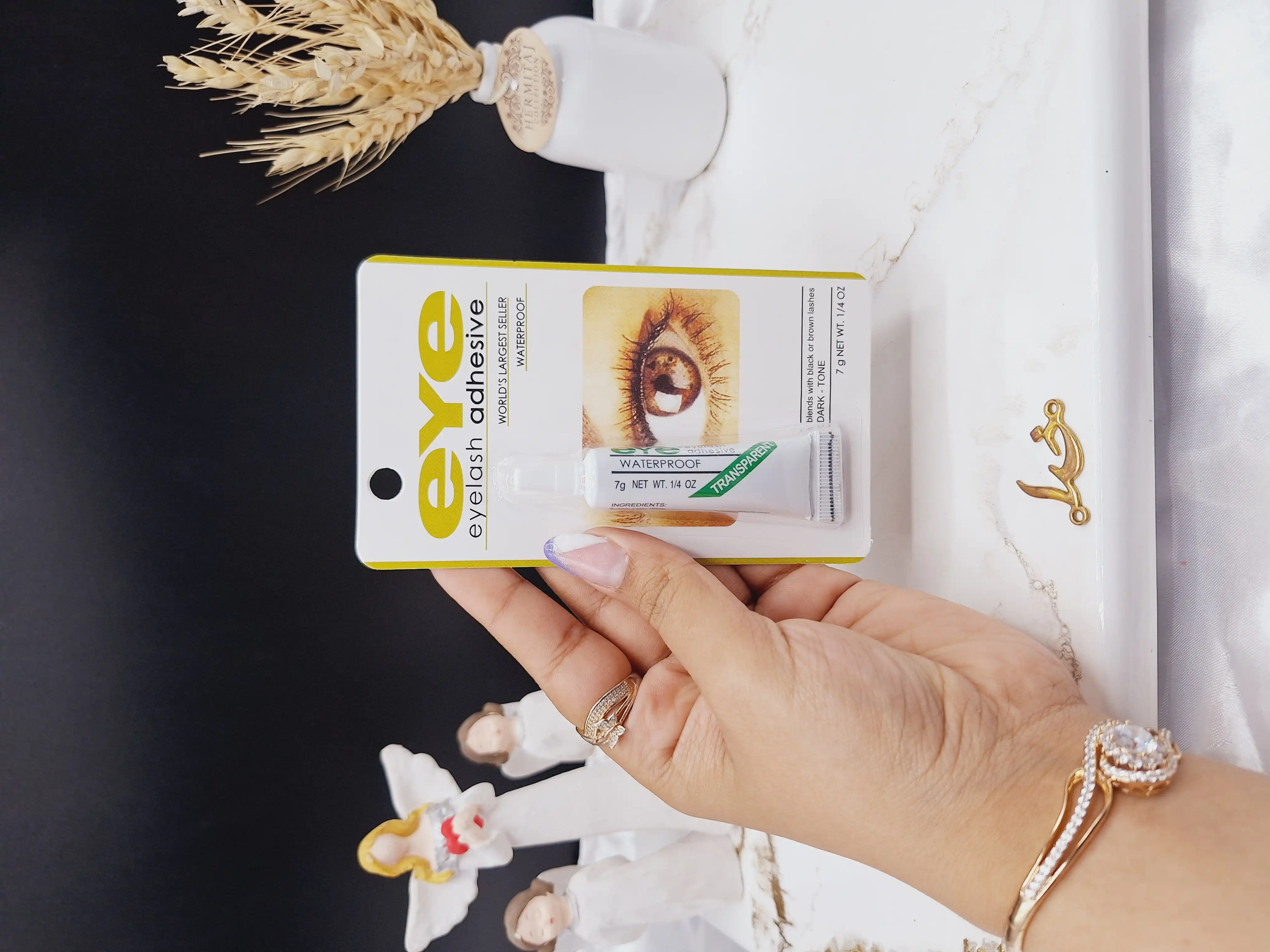 چسب مژه ضد آب eYe کارتن سبز کد EY_814"