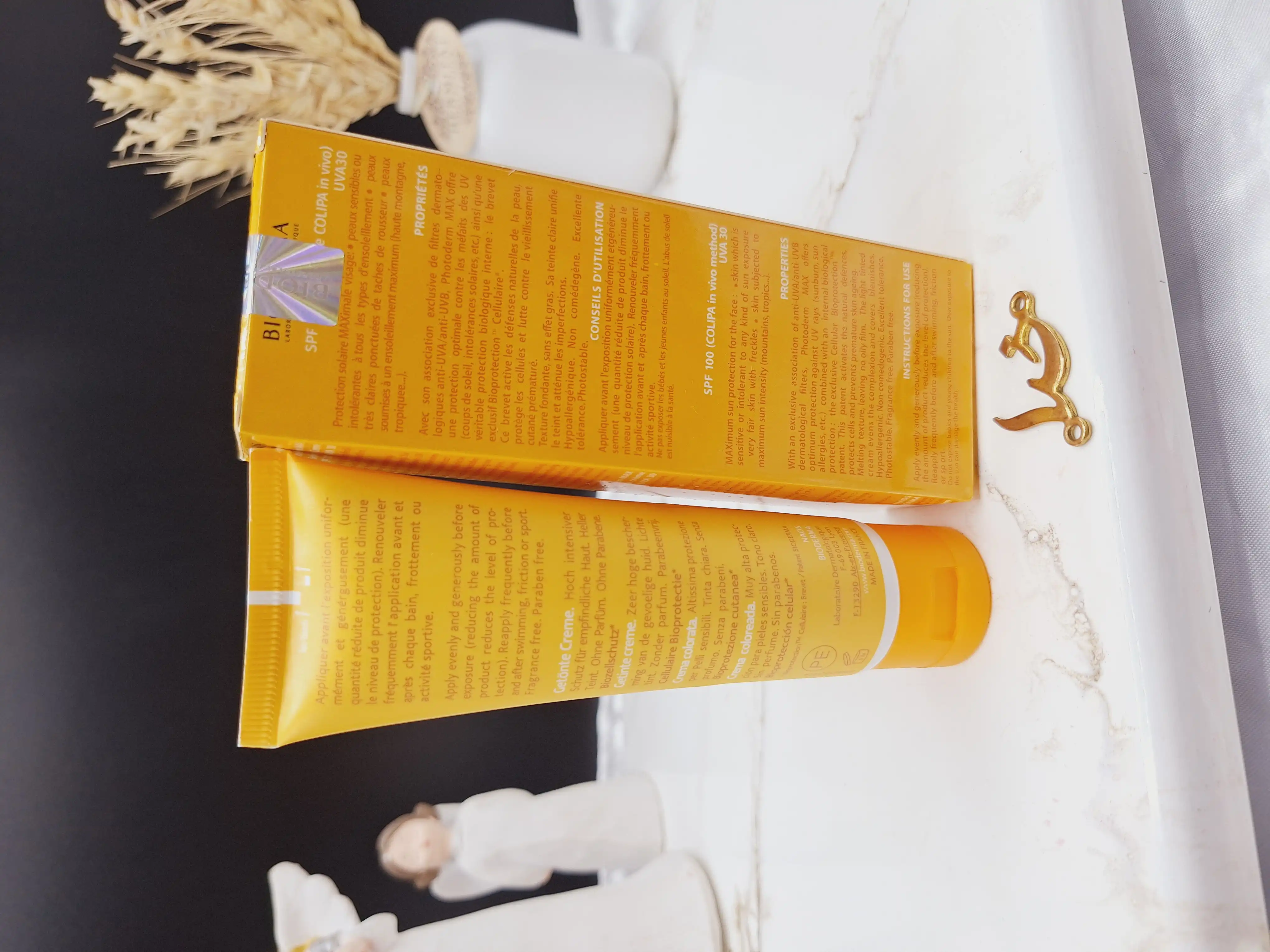 کرم ضد آفتاب رنگی SPF100 بیودرما BIODERMA