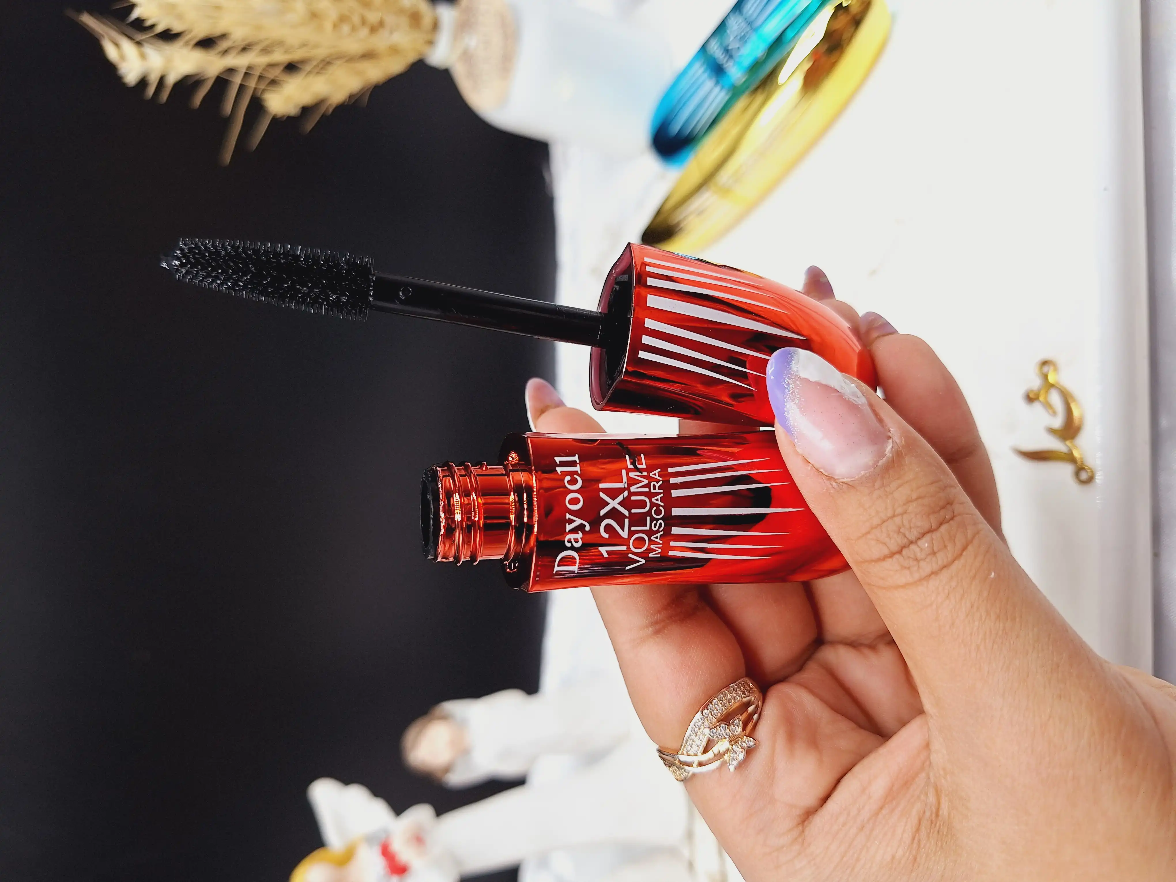 ریمل 24 ساعته و بلند کننده  برند دایسل Dayocll کد MY2030