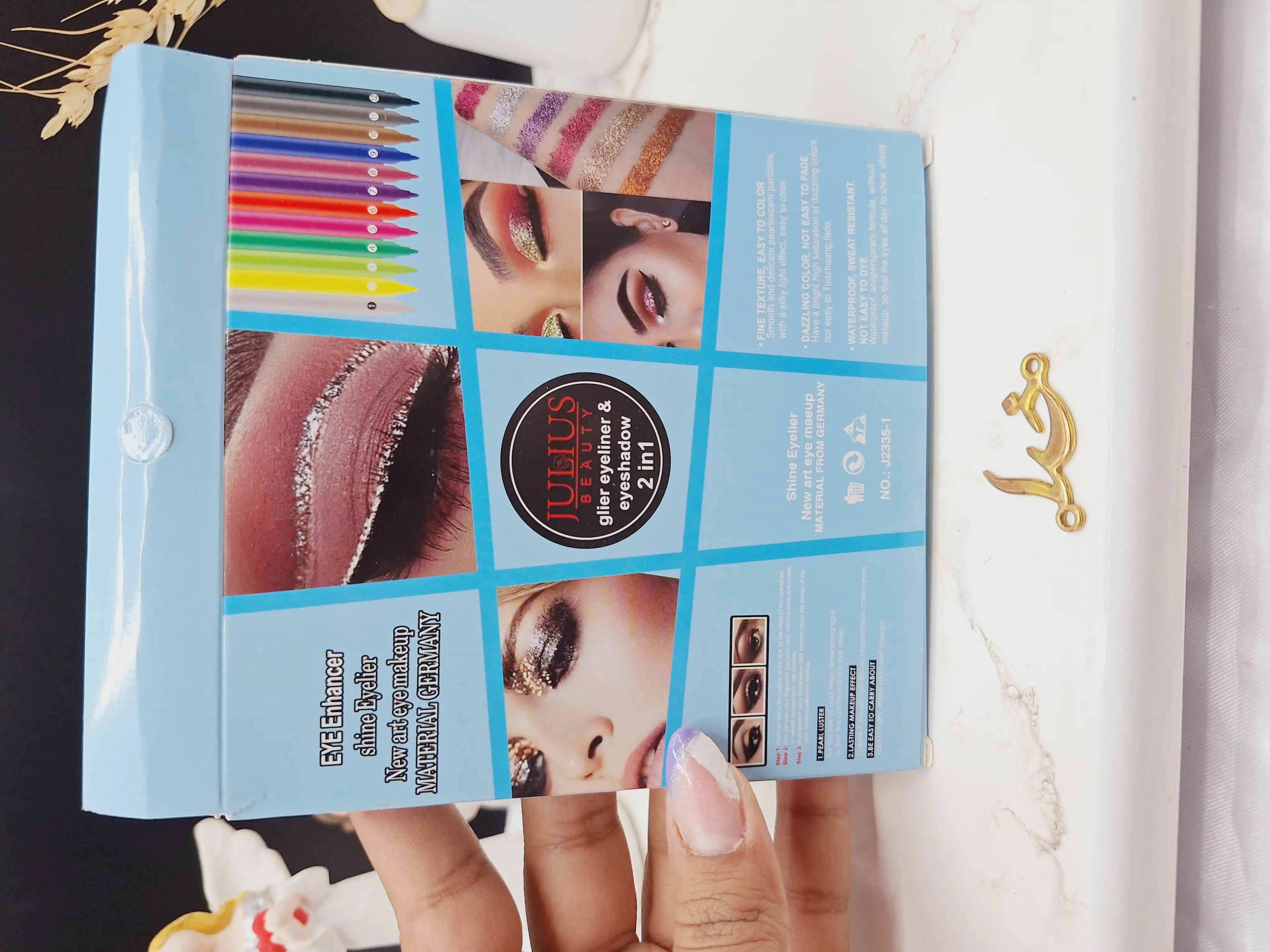 پک خط چشم گلیتری رنگی 12 عددی جولیوس JULIUS شاین دار کد J2335_1