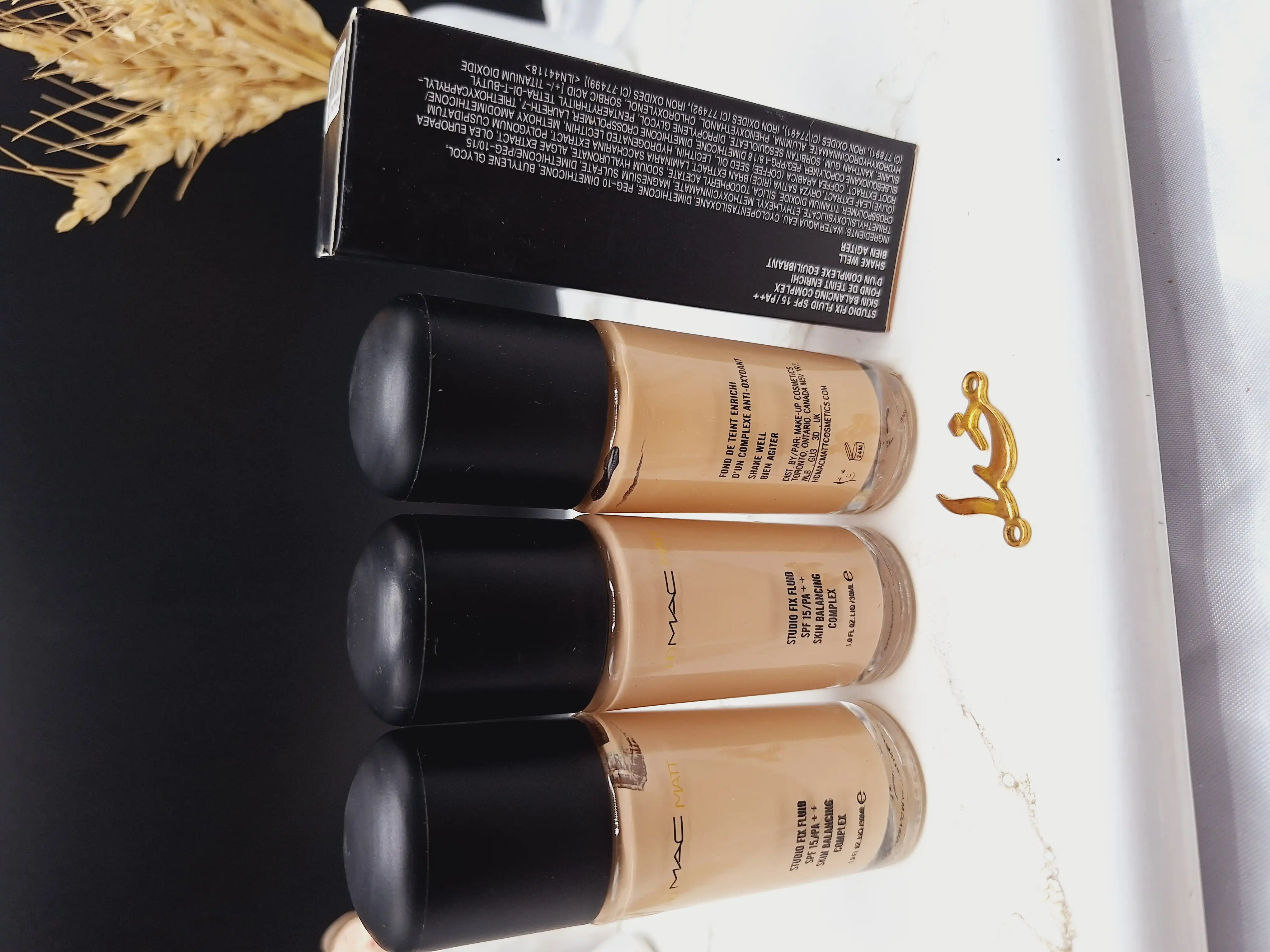 کرم پودر حاوی ضد آفتاب spf 15 برند NC20 کد 0029