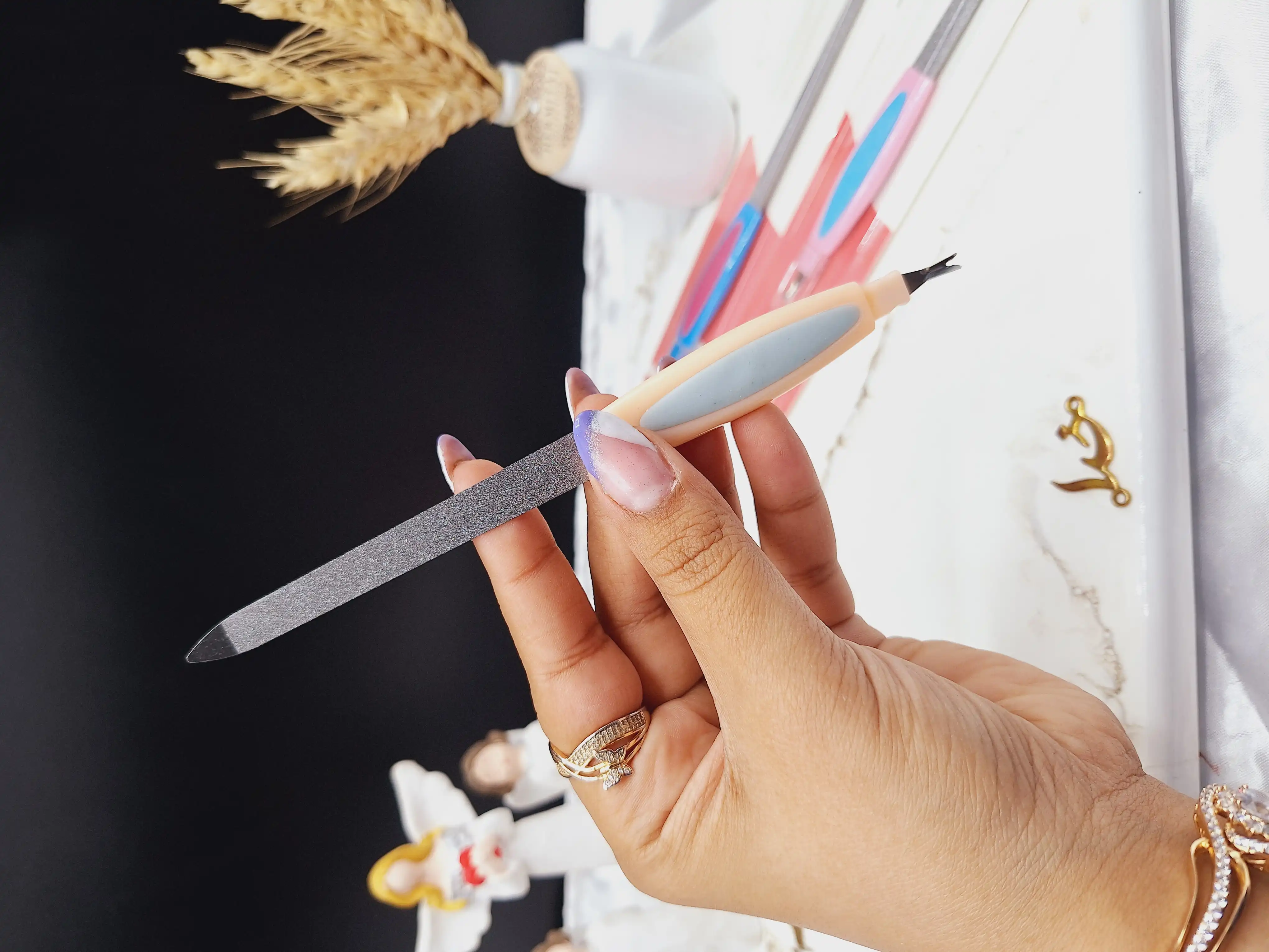 سوهان و گوشه گیر ناخن برند aoyasiyue کد 7715