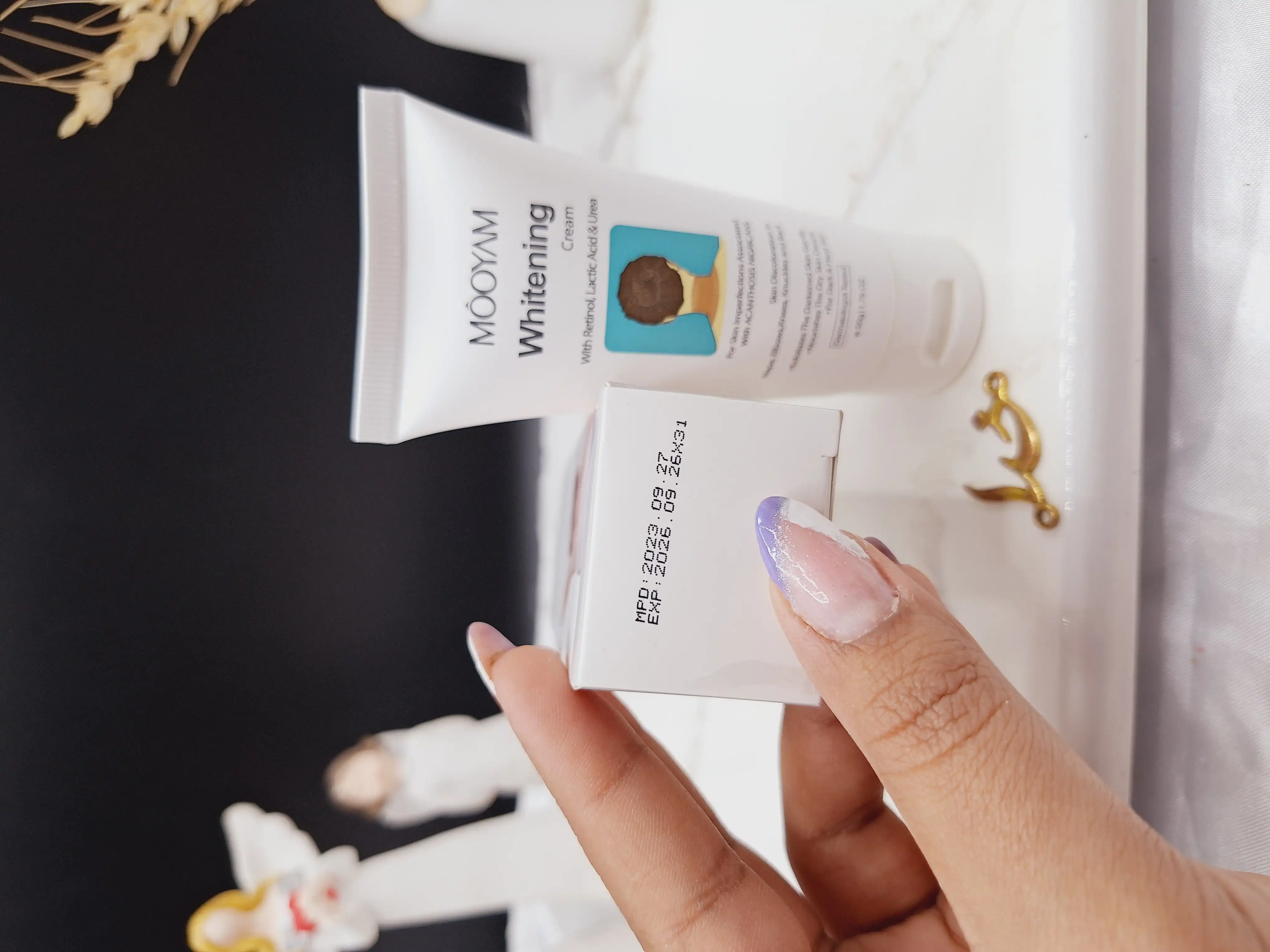 کرم روشن کننده نواحی حساس بدن مویام MOOYAM کد 6108