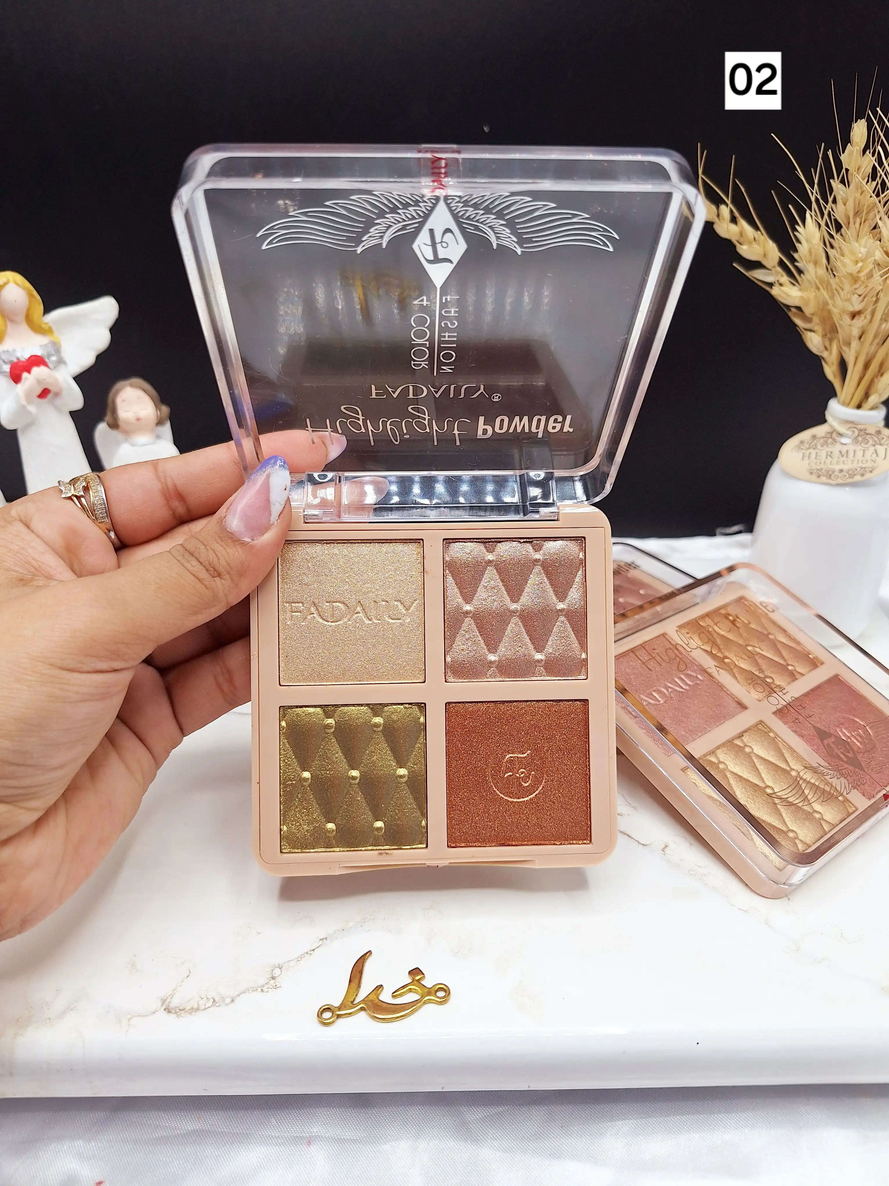 پالت هایلایتر 4 عددی 24 ساعته برند FADAILY کد FD 5051