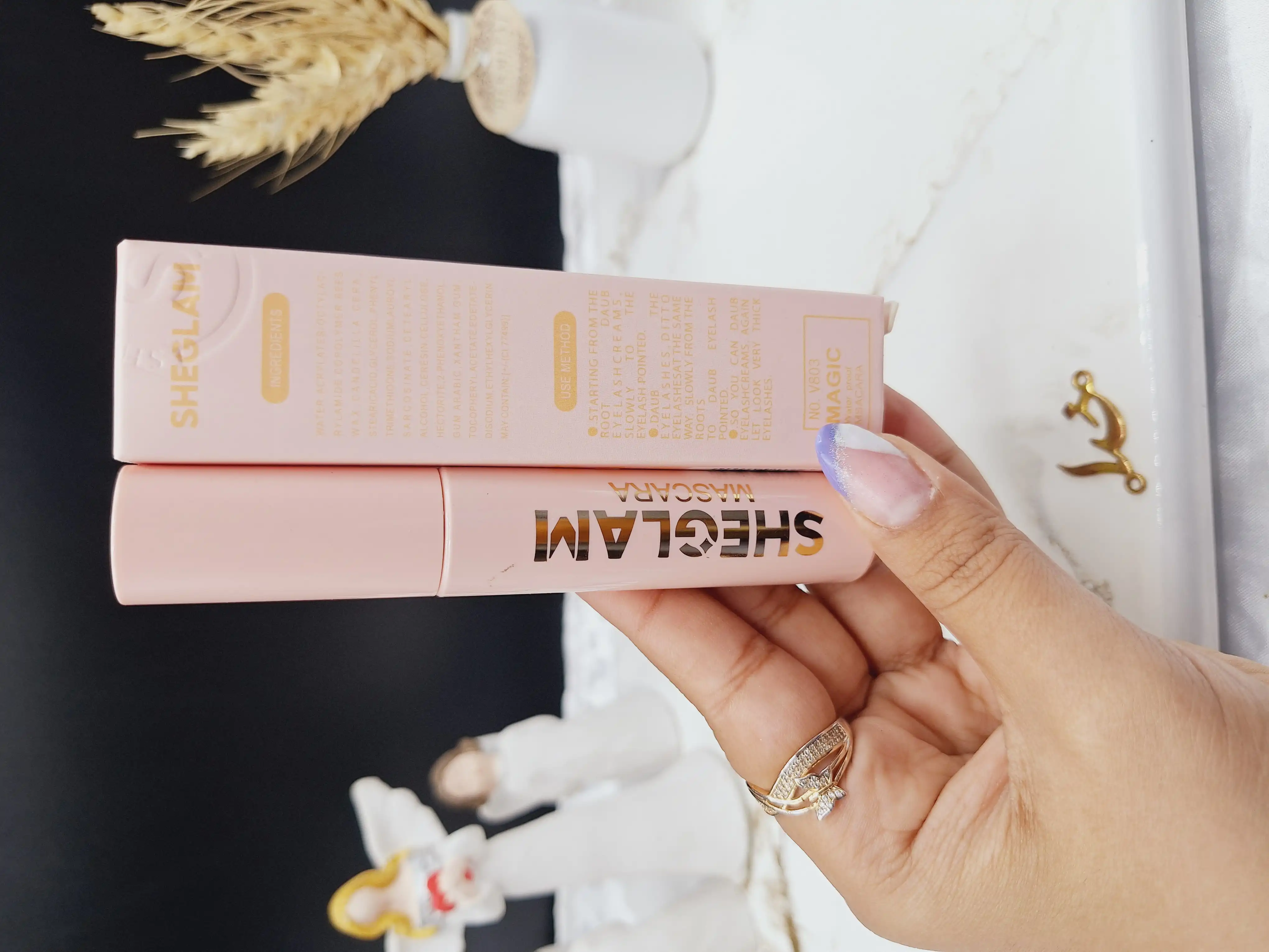 ریمل حجم دهنده ضدآب ماسکارا شیگلم SHEGLAM کد V 80