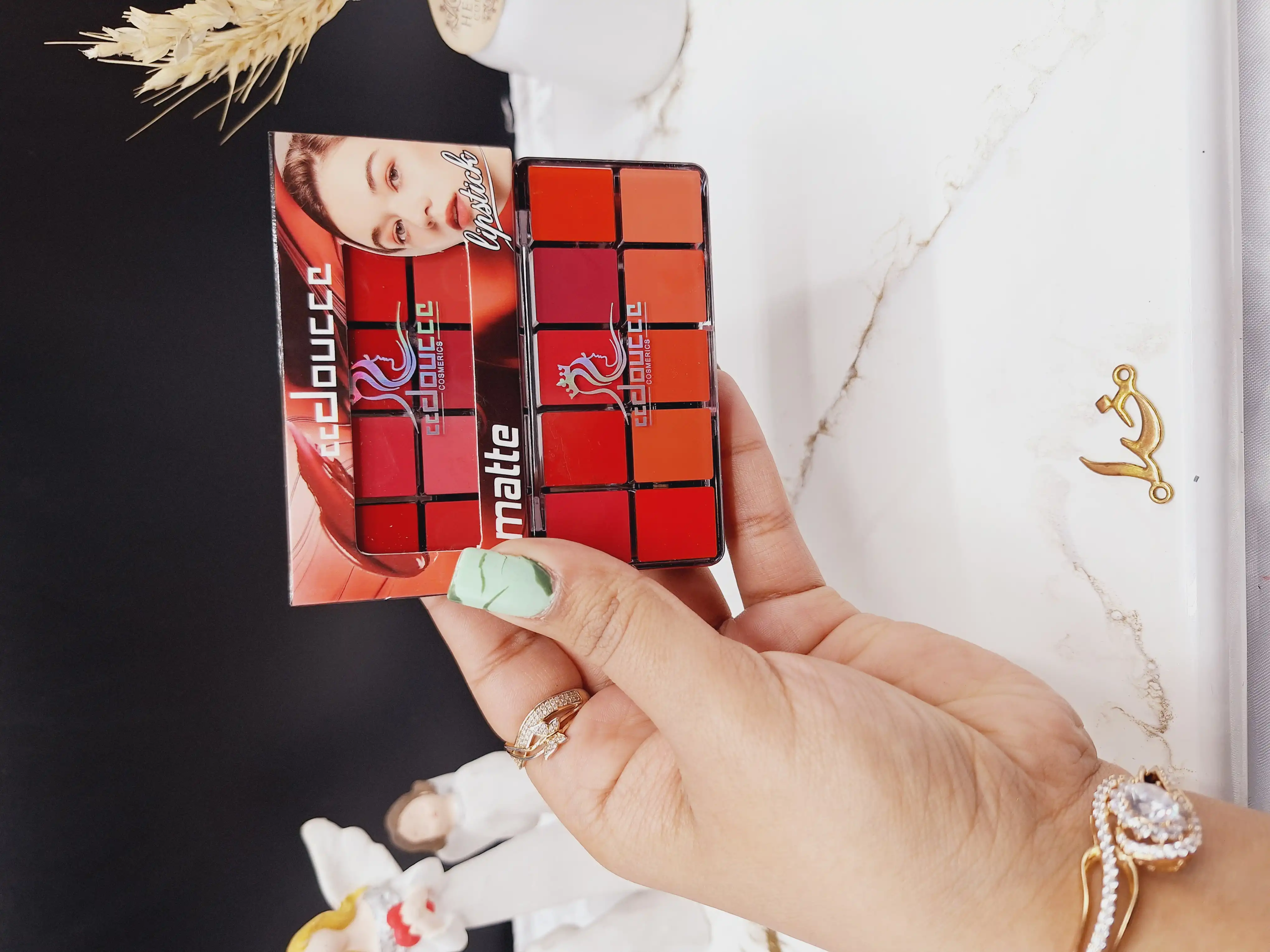 پالت رژ لب ده رنگ برند دوسه  doucce کد SD077