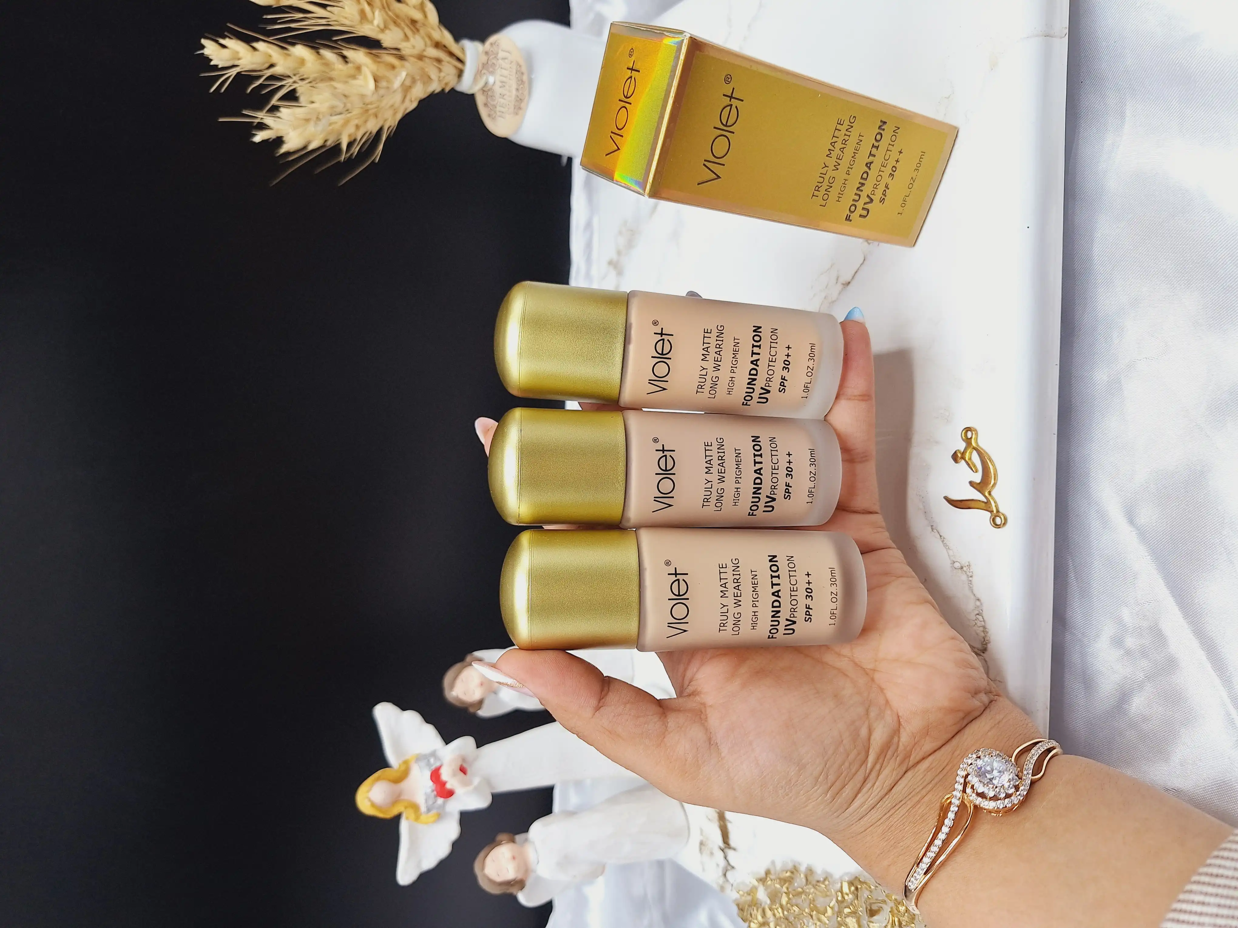 کرم پودر شیشه ای ویولت Violet دارای SPF +30 کیفیت عالی  کد 4038