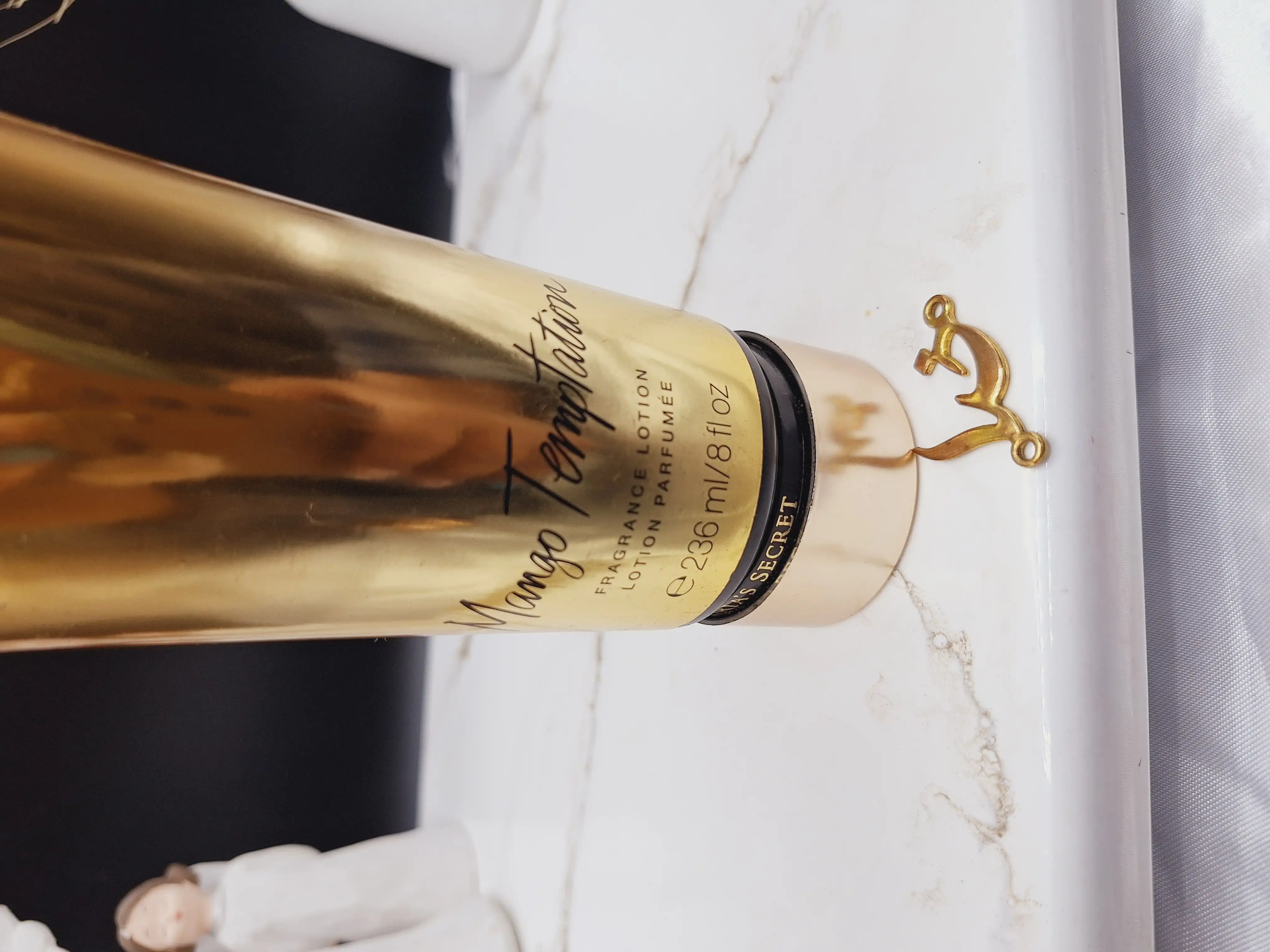 لوسیون ویکتوریا سکرت مدل Mango Temptatione حجم 236ml کد 2066