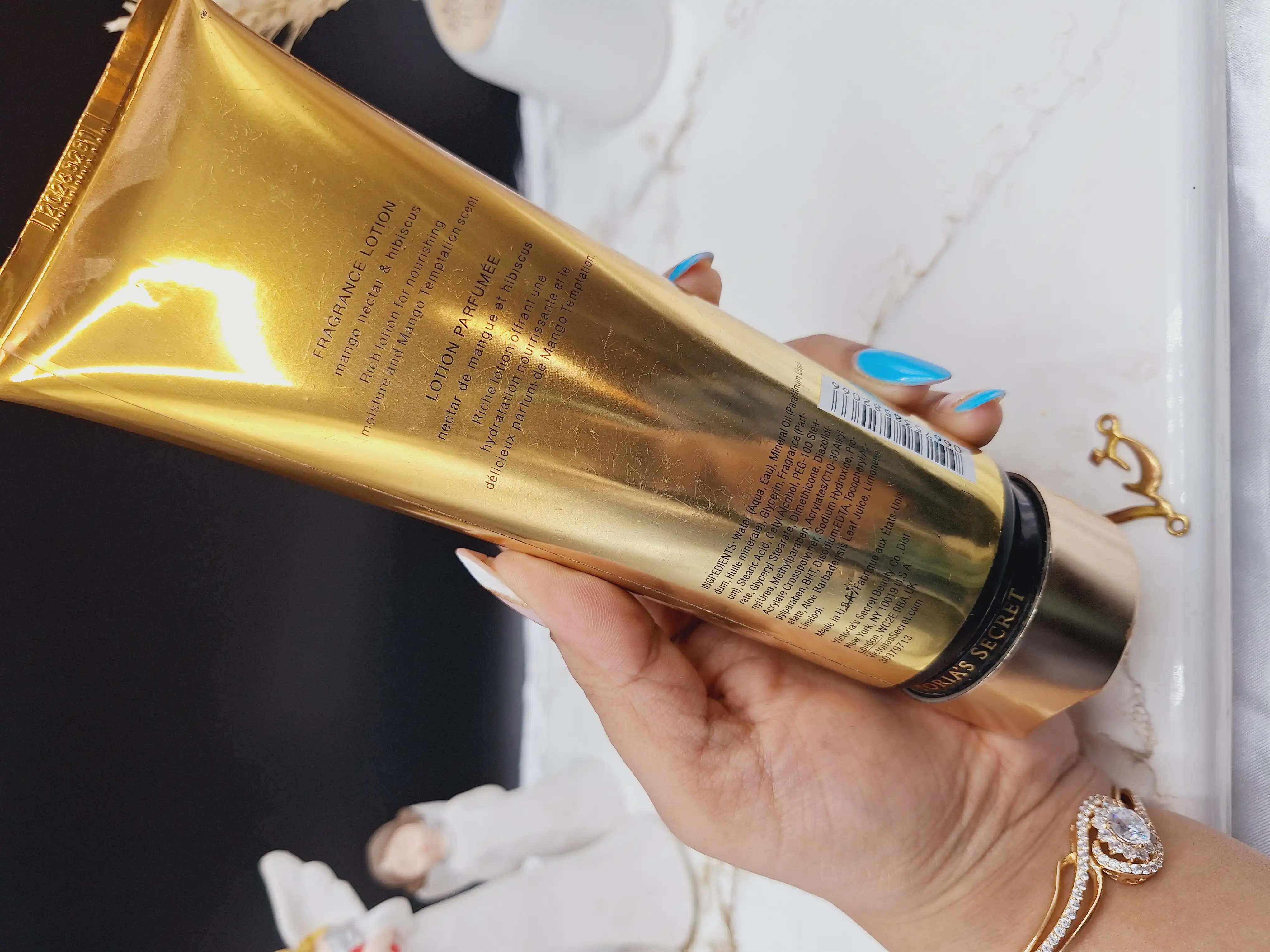 لوسیون ویکتوریا سکرت مدل Mango Temptatione حجم 236ml کد 2066