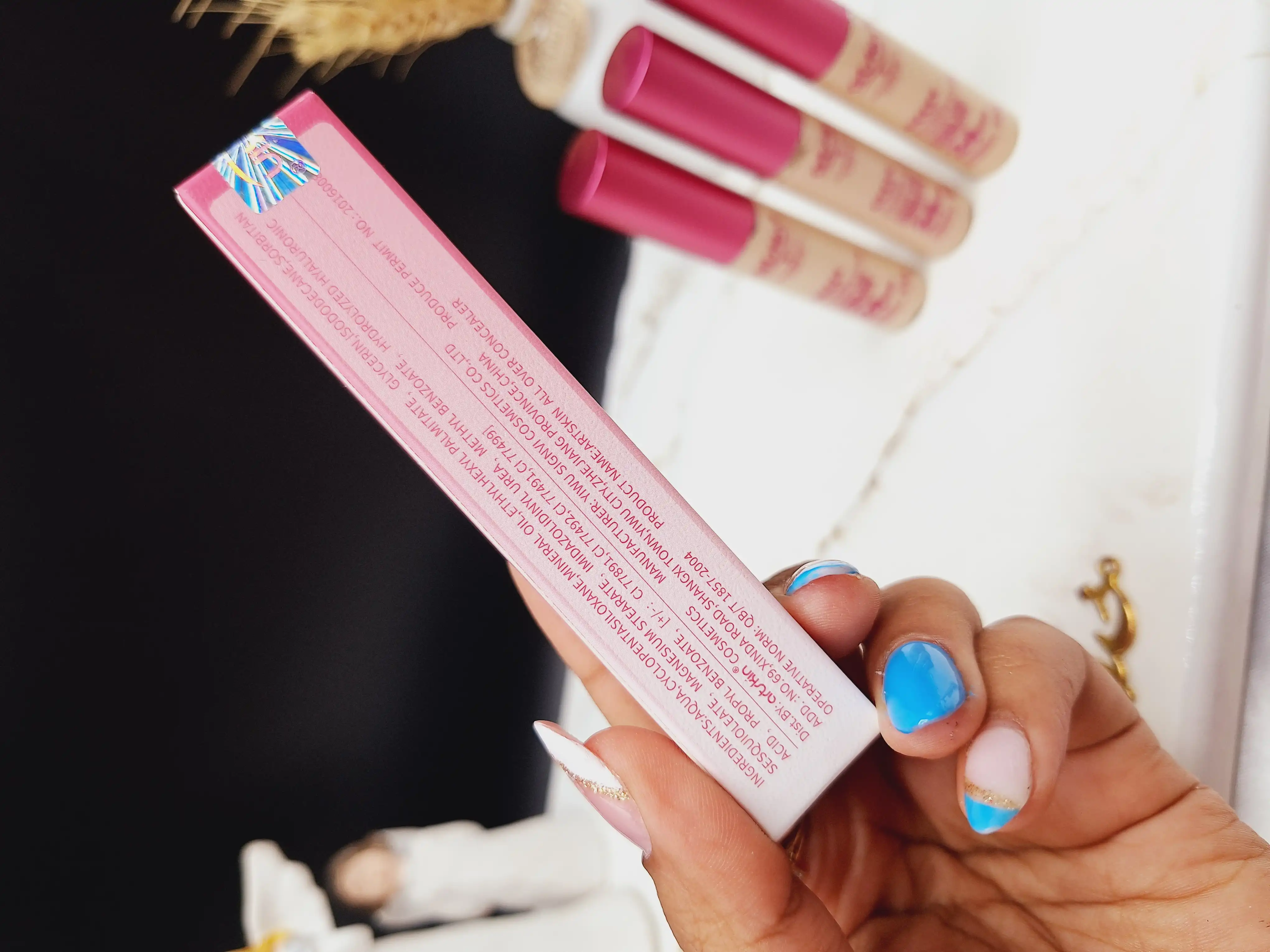 کانسلیر زیر چشم برند آرت اسکین artskin (کارتن صورتی) کد SA973026