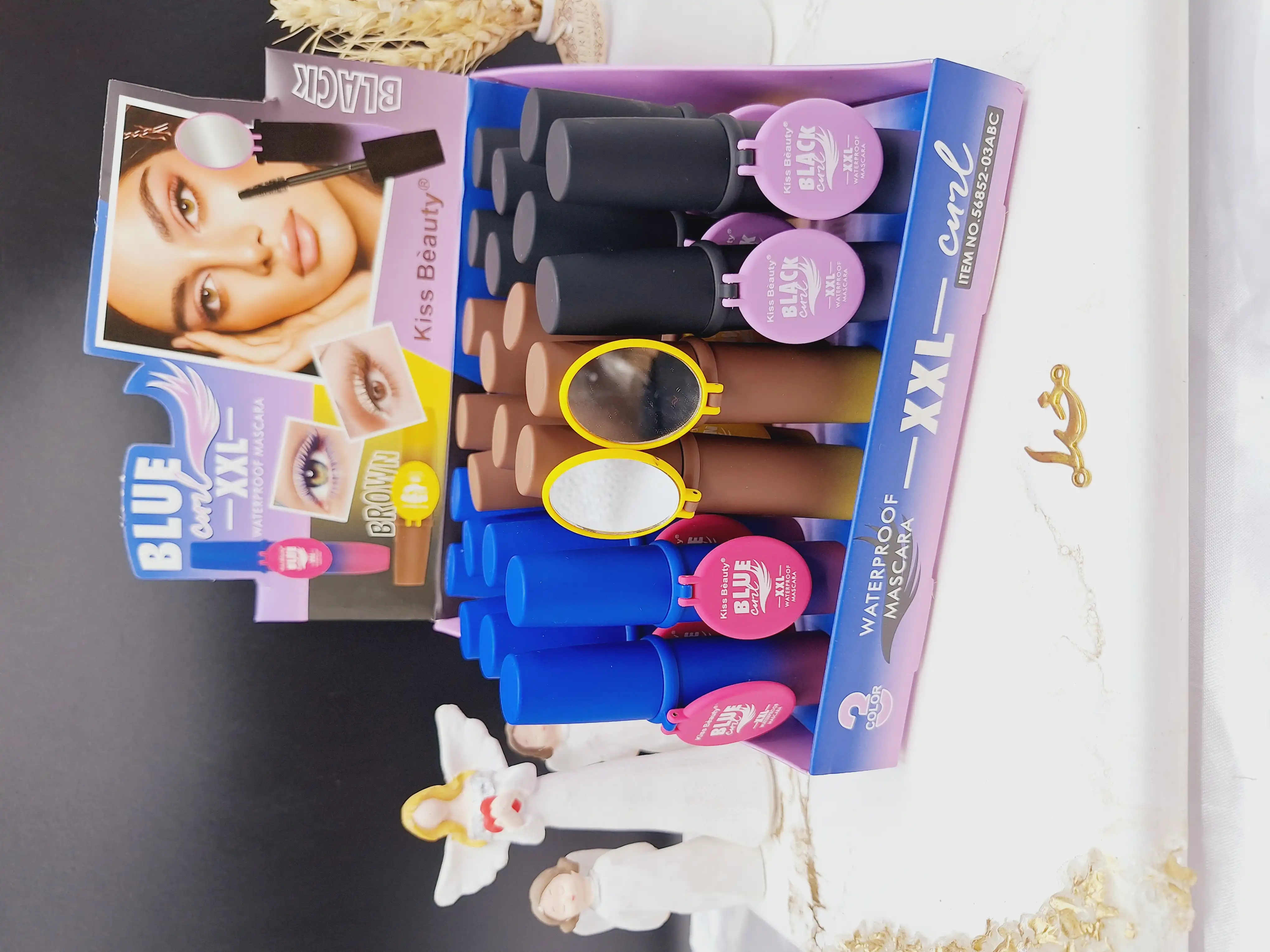 ریمل بلند کننده رنگی ضد آب به همراه آینه برند کیس بیوتی kiss beauty کد 56852