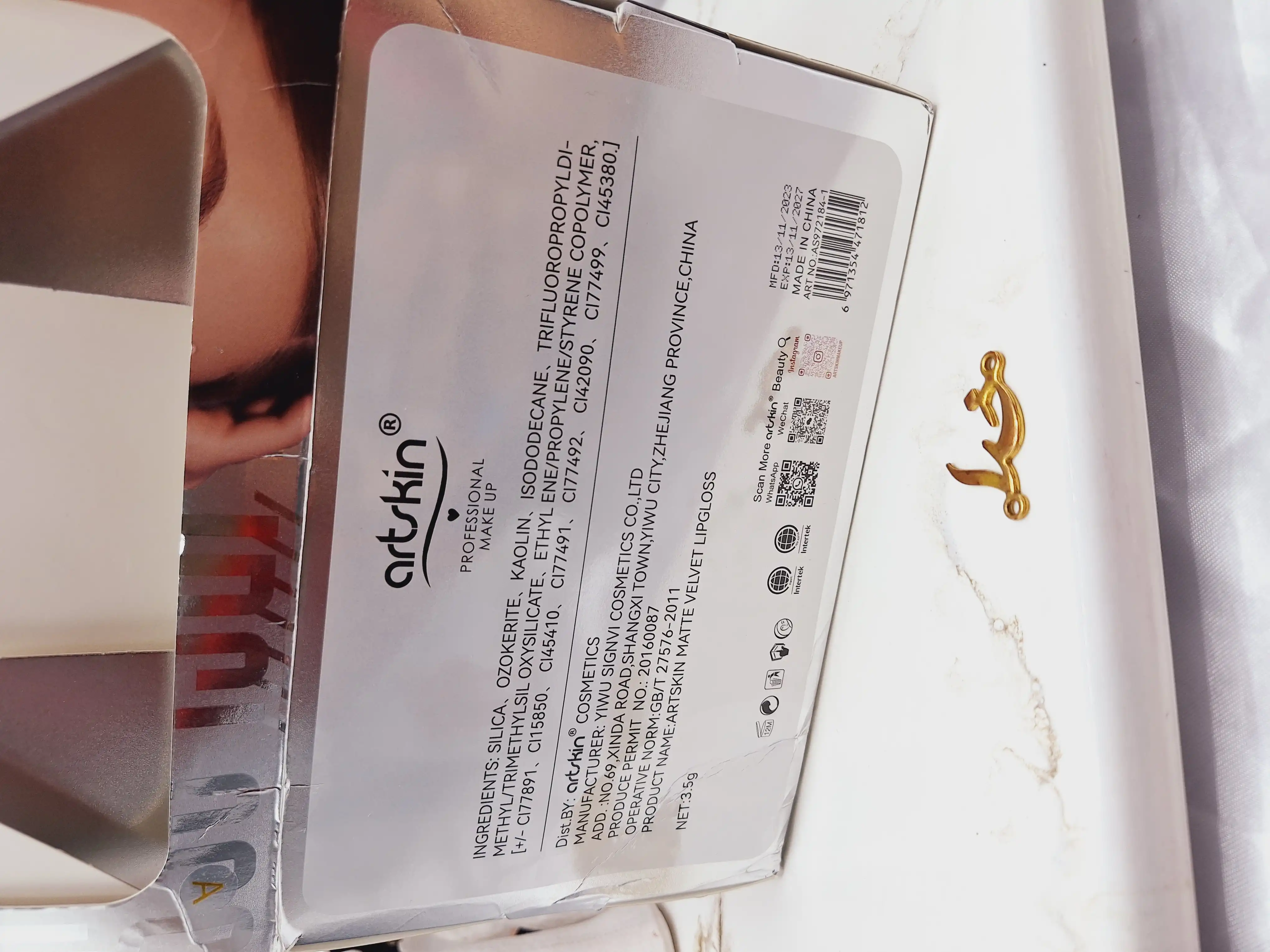 پک 6 عددی رژ مایع مخملی 24 ساعته مدل کوزه ای برند آرت اسکین artskin کد SA972184-1