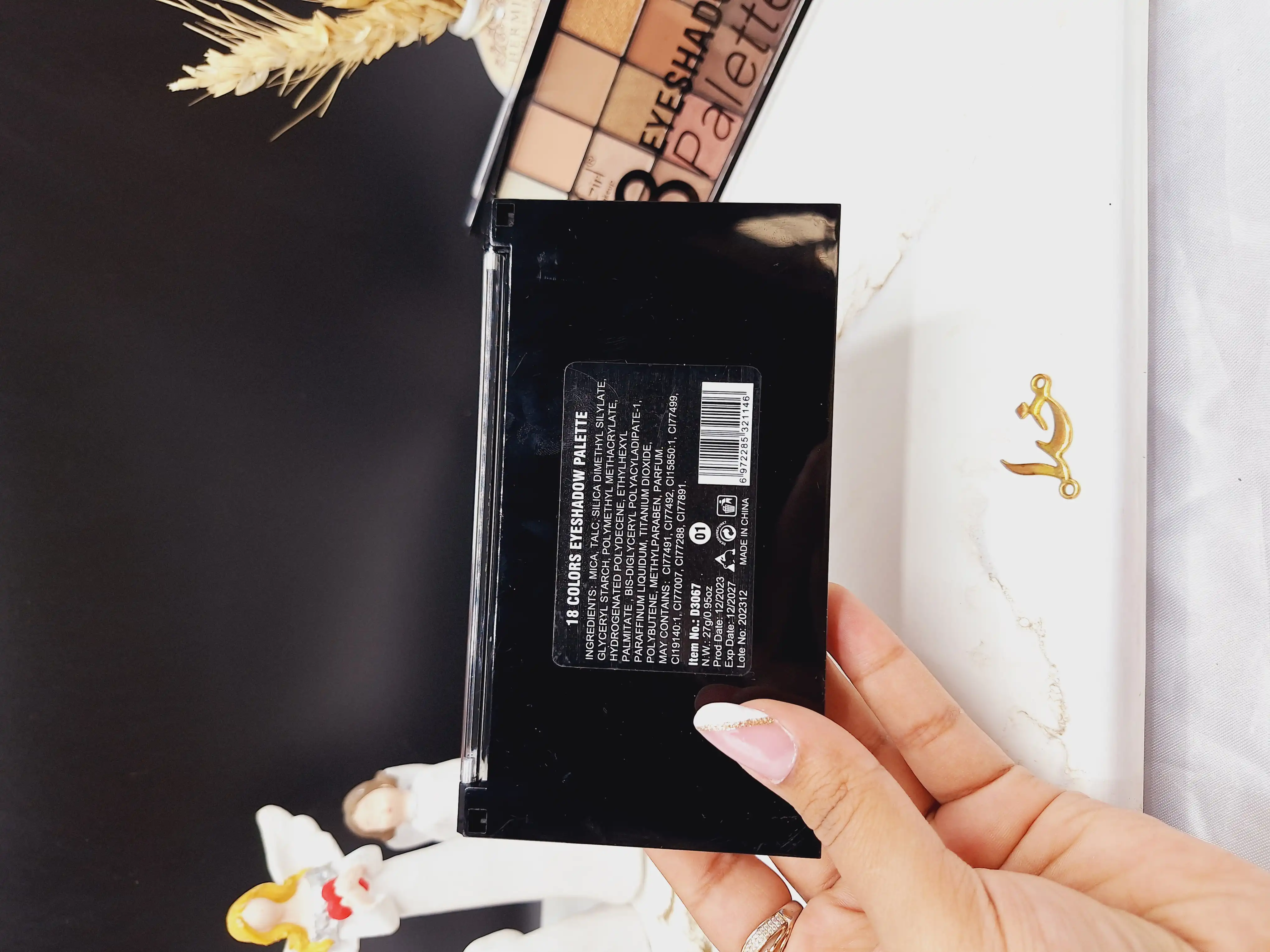 سایه جذاب 18 رنگ DoDe Girl کد D3067