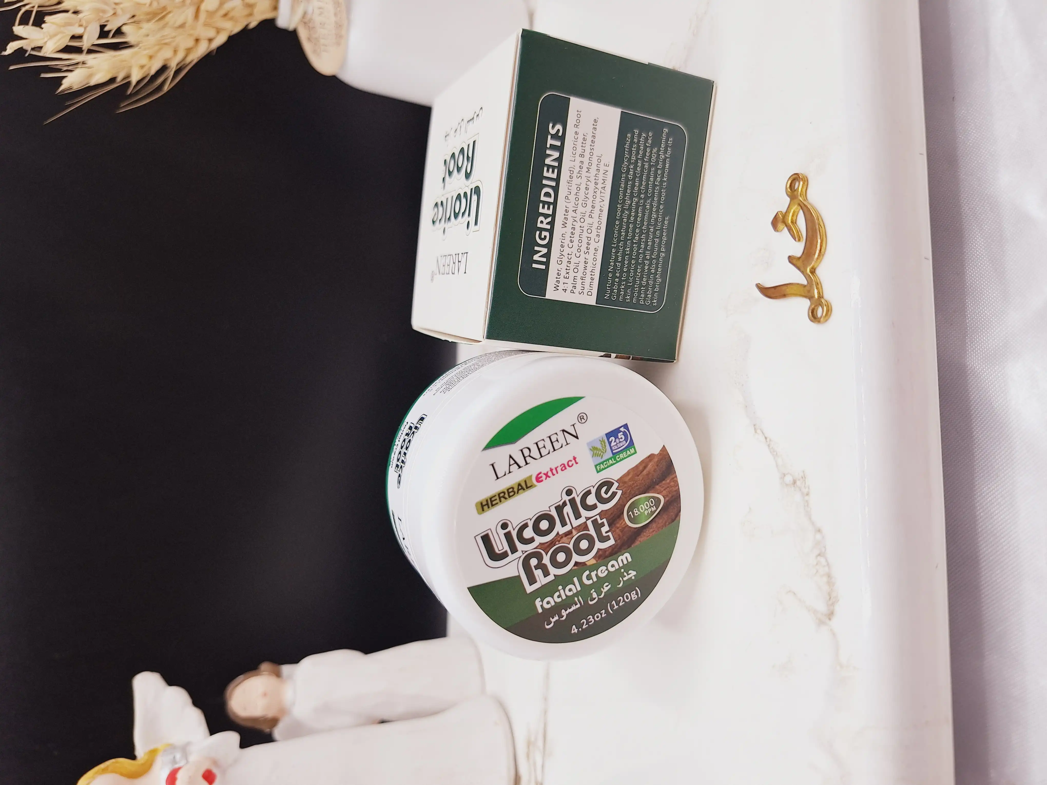 کرم همه کاره عصاره ریشه شیرین بیان مناسب چین و چروک، رنگدانه، علائم آکنه، منافذ بزرگ LAREEN کد F-025